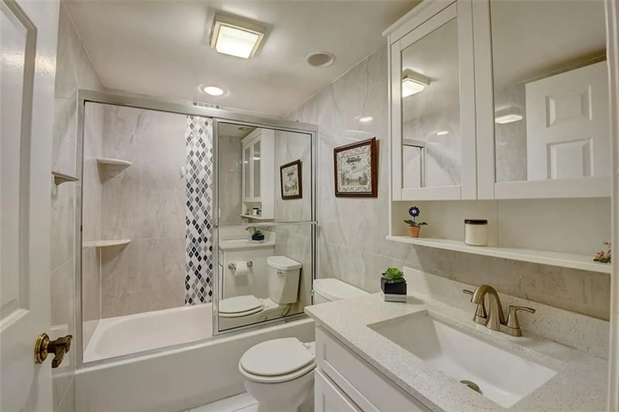 Property Slideshow image 29 of 75 | 6422 aspen glen cir # 206, Boynton Beach, FL, 33437