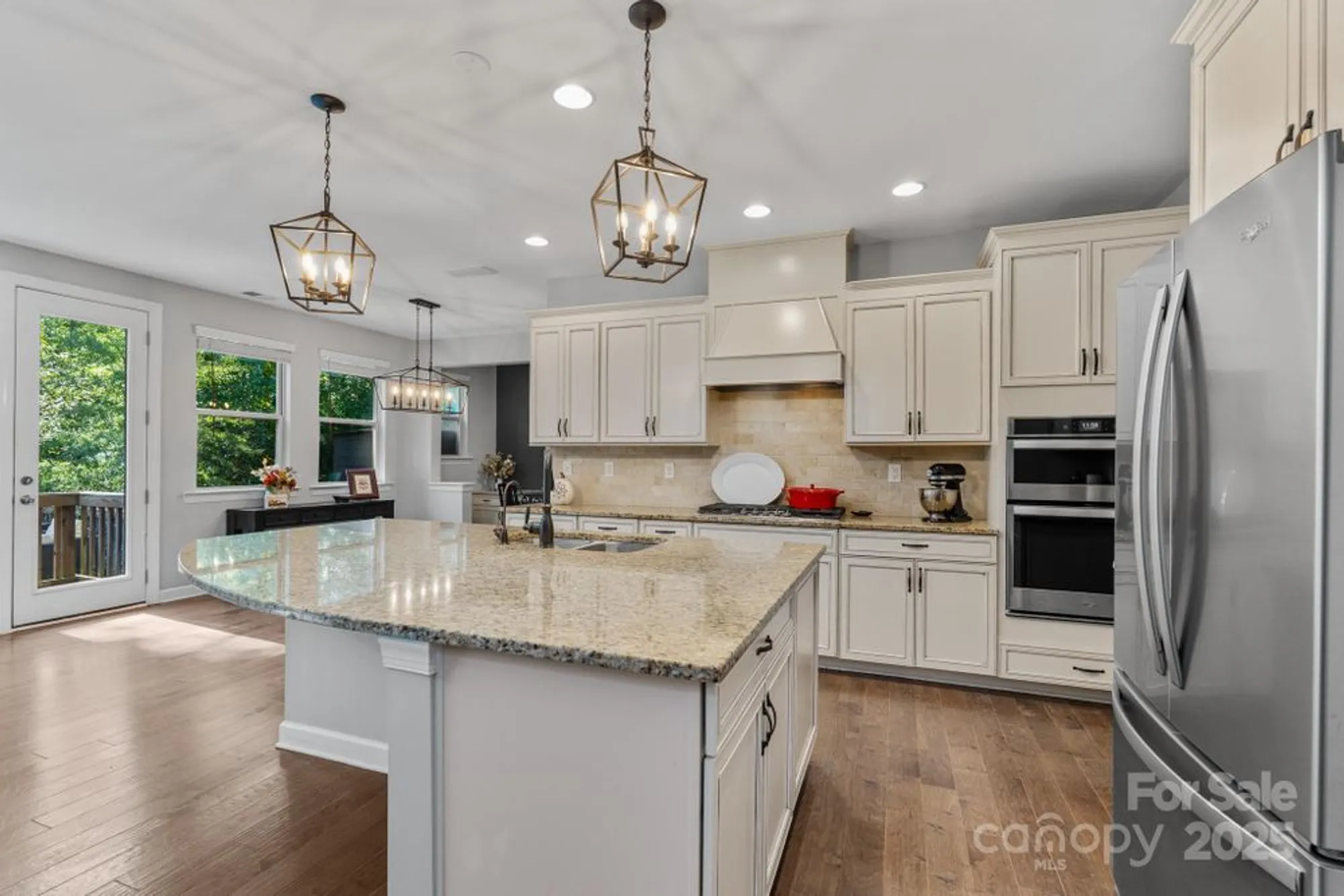 Property Slideshow image 16 of 48 | 4946 norman park pl, Lake Wylie, SC, 29710