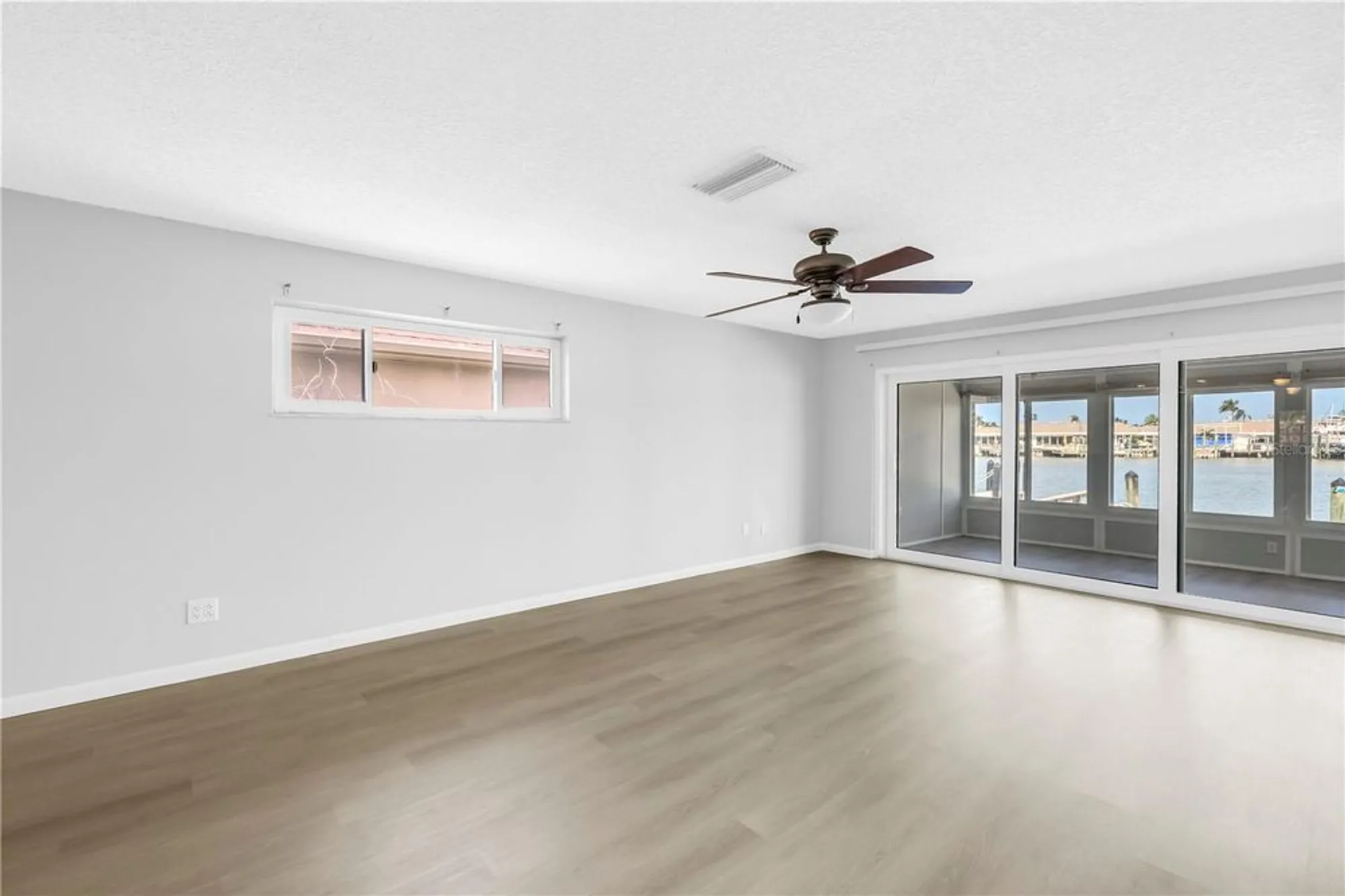 Property Slideshow image 27 of 97 | 433 boca ciega point blvd s # 1012, St Petersburg, FL, 33708