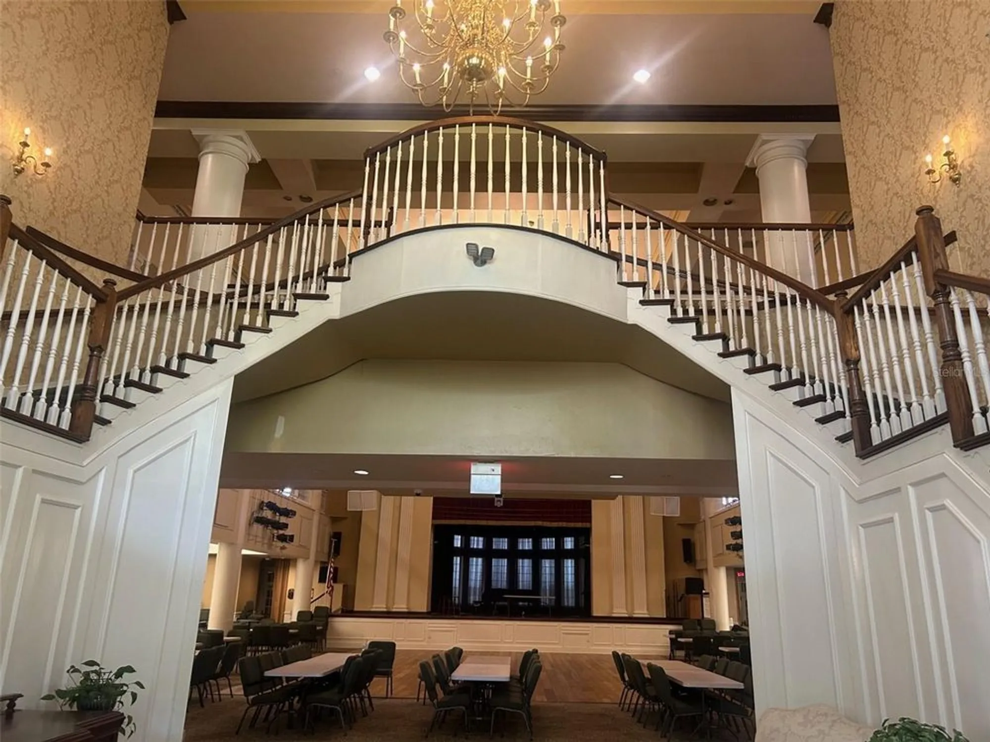 Property Slideshow image 21 of 28 | 25119 cranes roost cir, Leesburg, FL, 34748