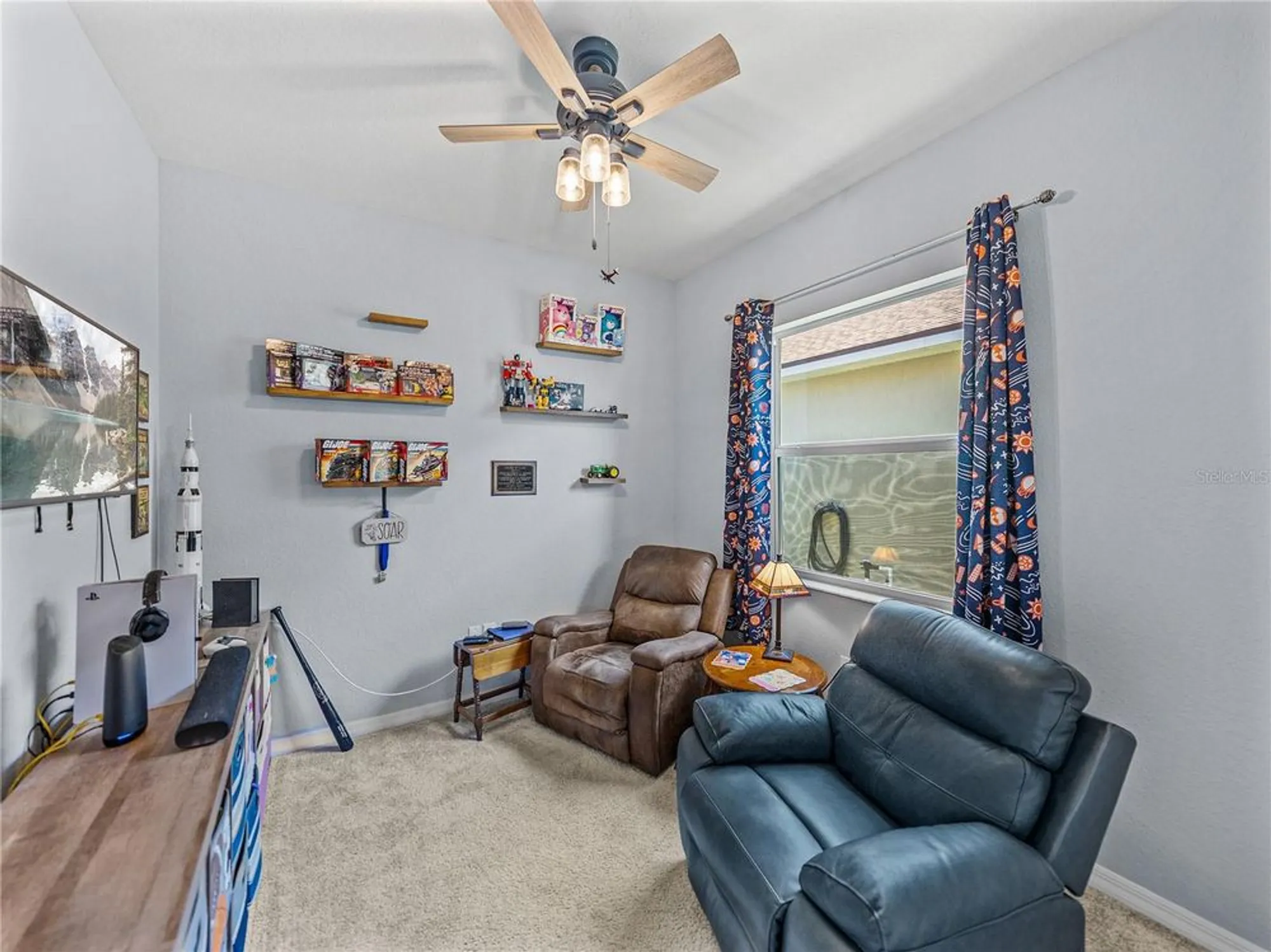 Property Slideshow image 41 of 90 | 1124 sawgrass dr, Winter Haven, FL, 33884