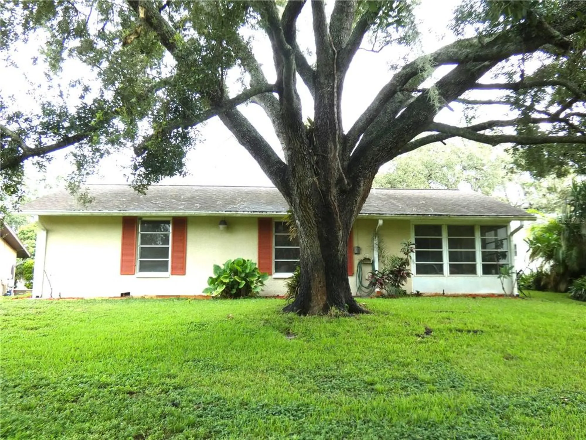 Property Slideshow image 4 of 39 | 8140 san felipe ct, Port Richey, FL, 34668