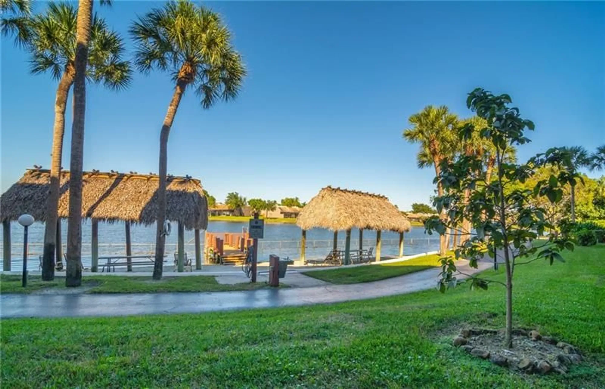 Property Slideshow image 25 of 31 | 1100 colony point cir apt 105, Pembroke Pines, FL, 33026