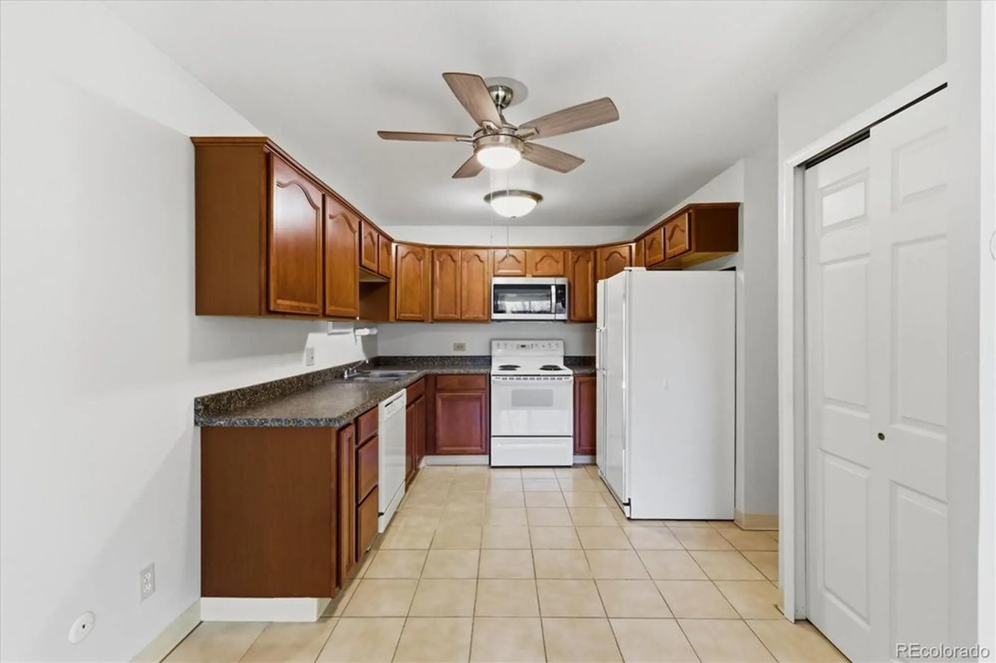 Property Slideshow image 8 of 26 | 650 s alton way 1a, Denver, CO, 80247