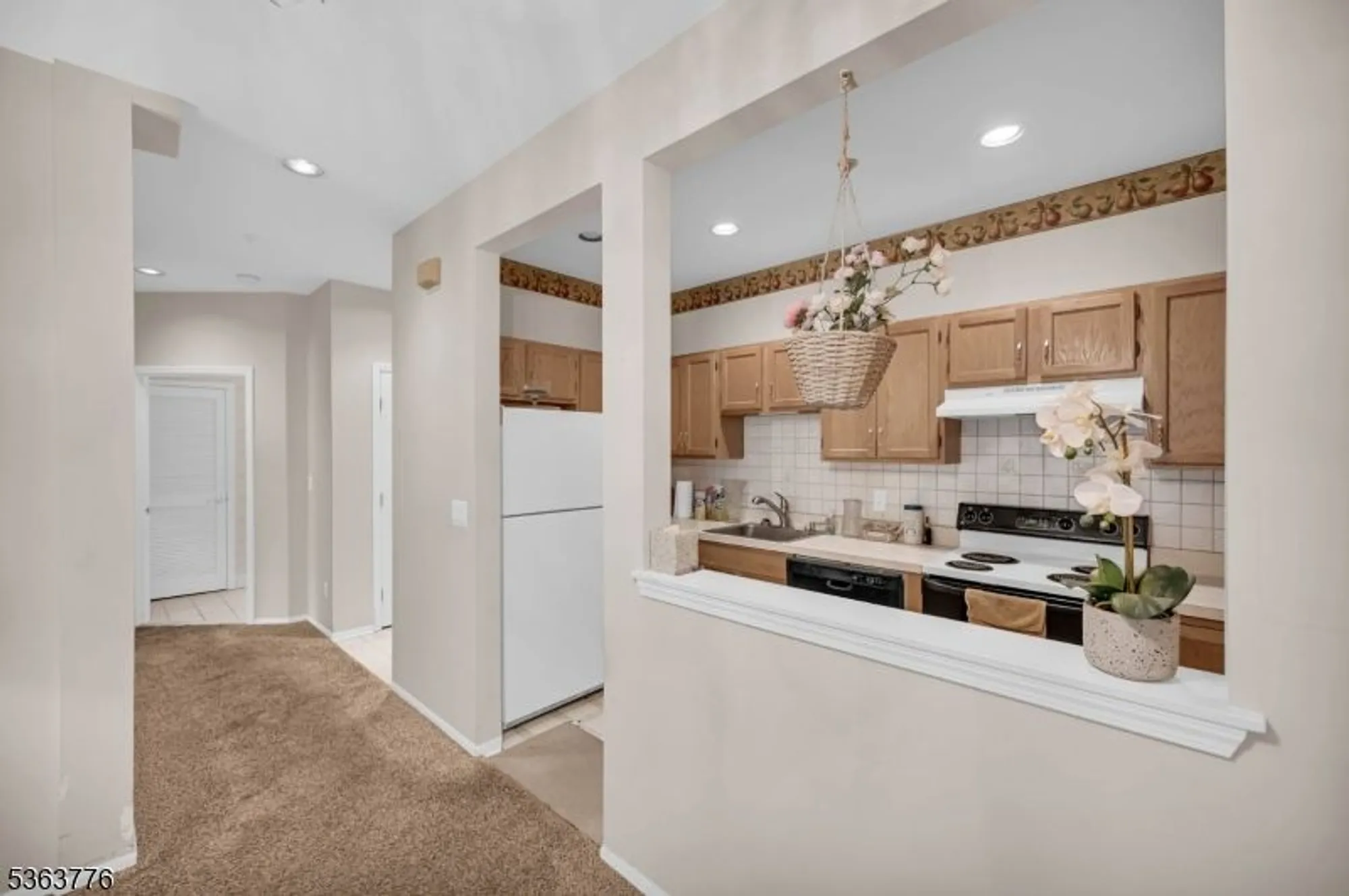 Property Slideshow image 17 of 30 | 5321 richmond rd # 321, West Milford, NJ, 07480