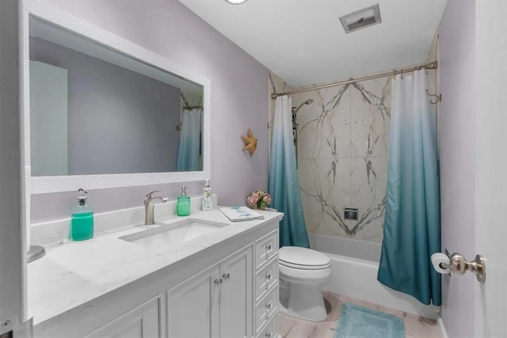 Property Slideshow image 24 of 40 | 3333 ne 34th st apt 412, Fort Lauderdale, FL, 33308