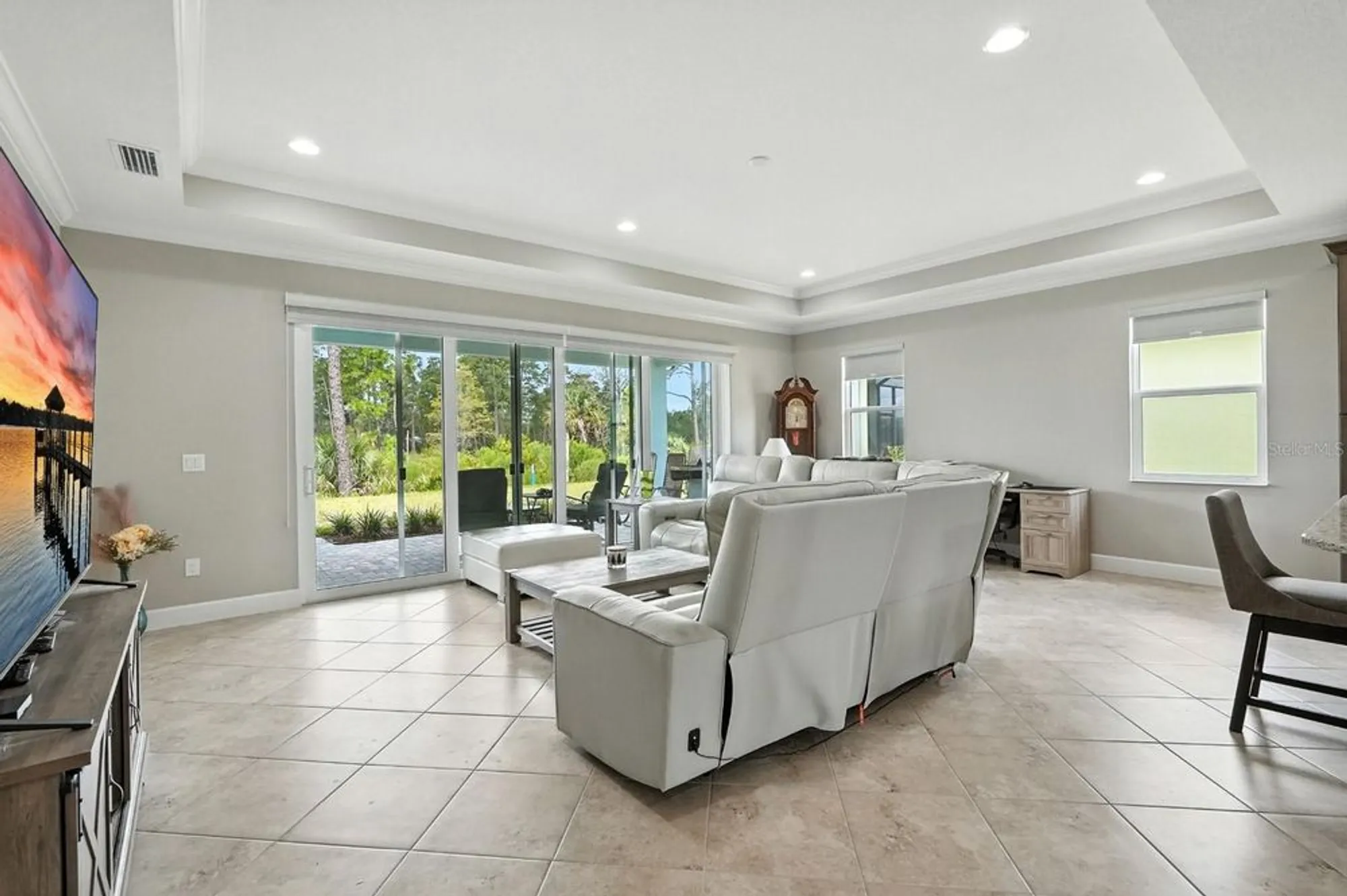 Property Slideshow image 21 of 54 | 553 hang loose way, Daytona Beach, FL, 32124