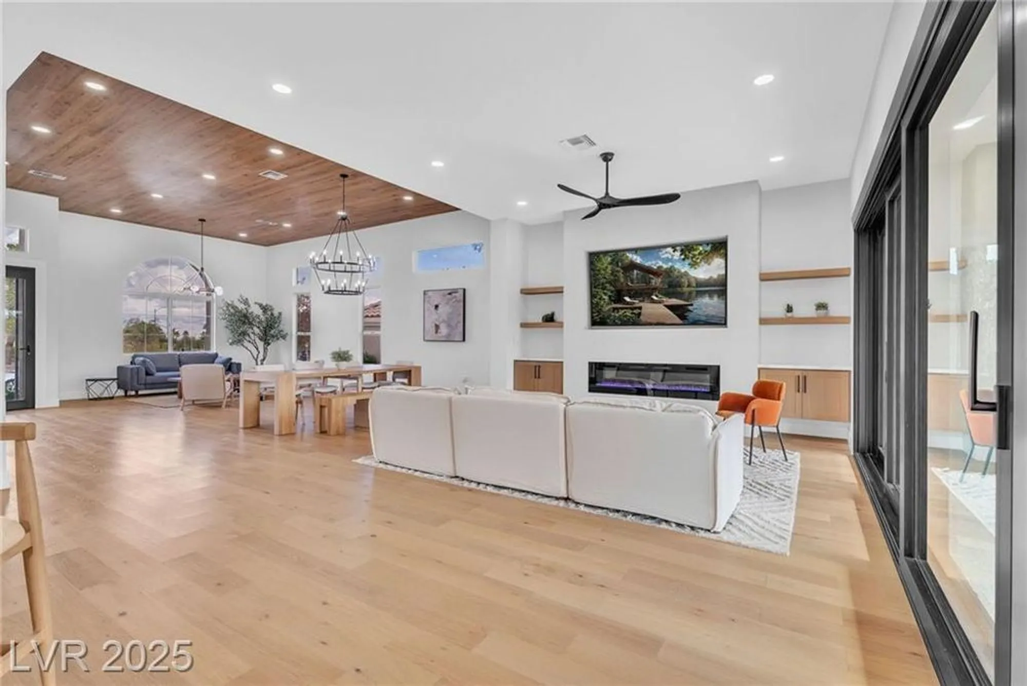 Property Slideshow image 15 of 69 | 8713 litchfield ave, Las Vegas, NV, 89134