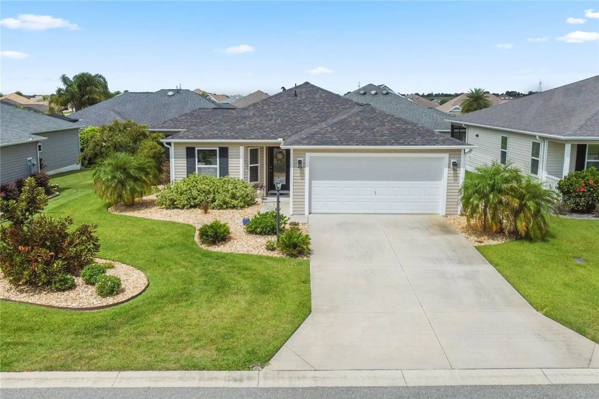 Property Slideshow image 1 of 26 | 3258 iiams ct, The Villages, FL, 32163