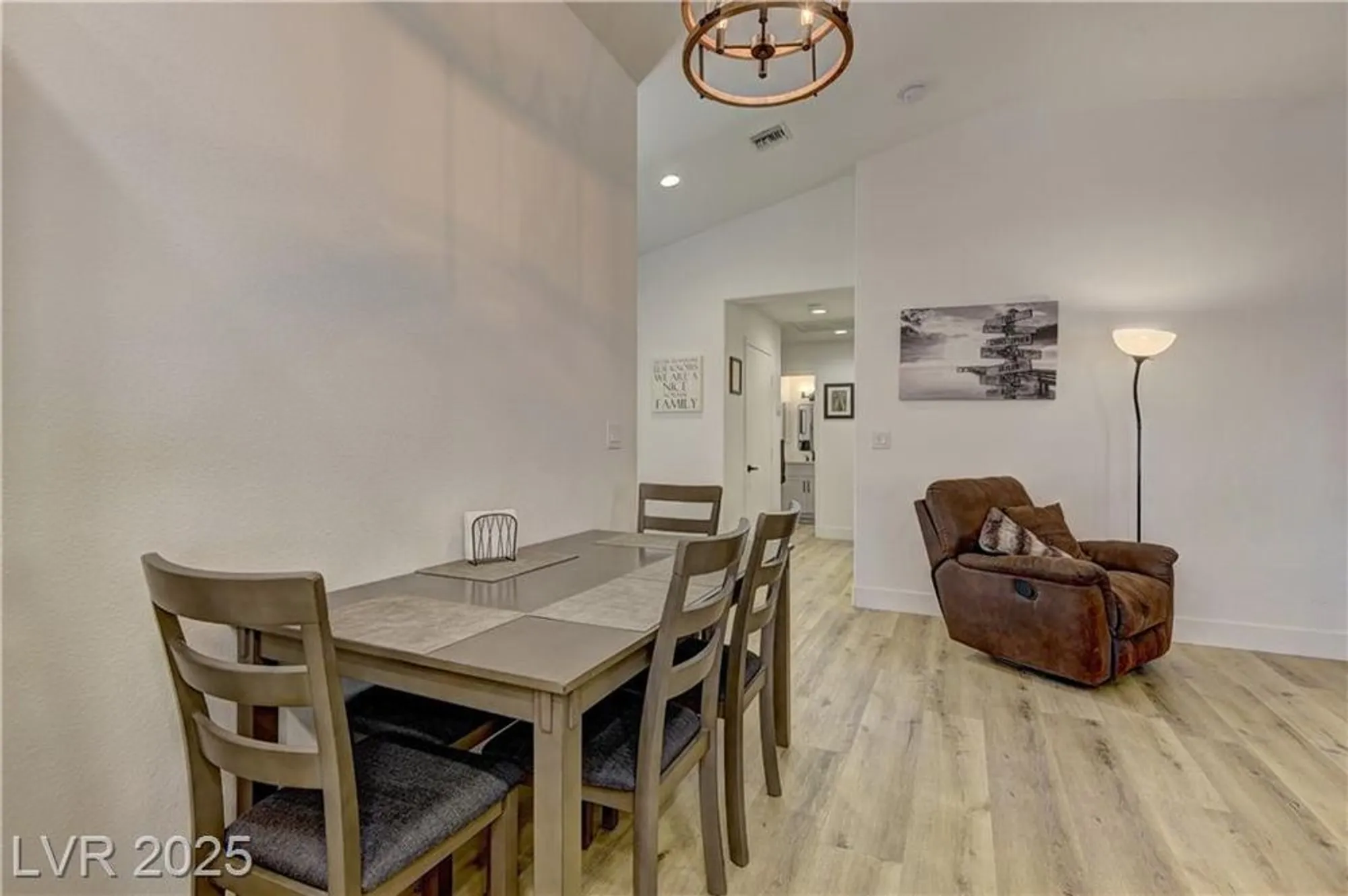 Property Slideshow image 6 of 26 | 2739 darby falls dr, Las Vegas, NV, 89134