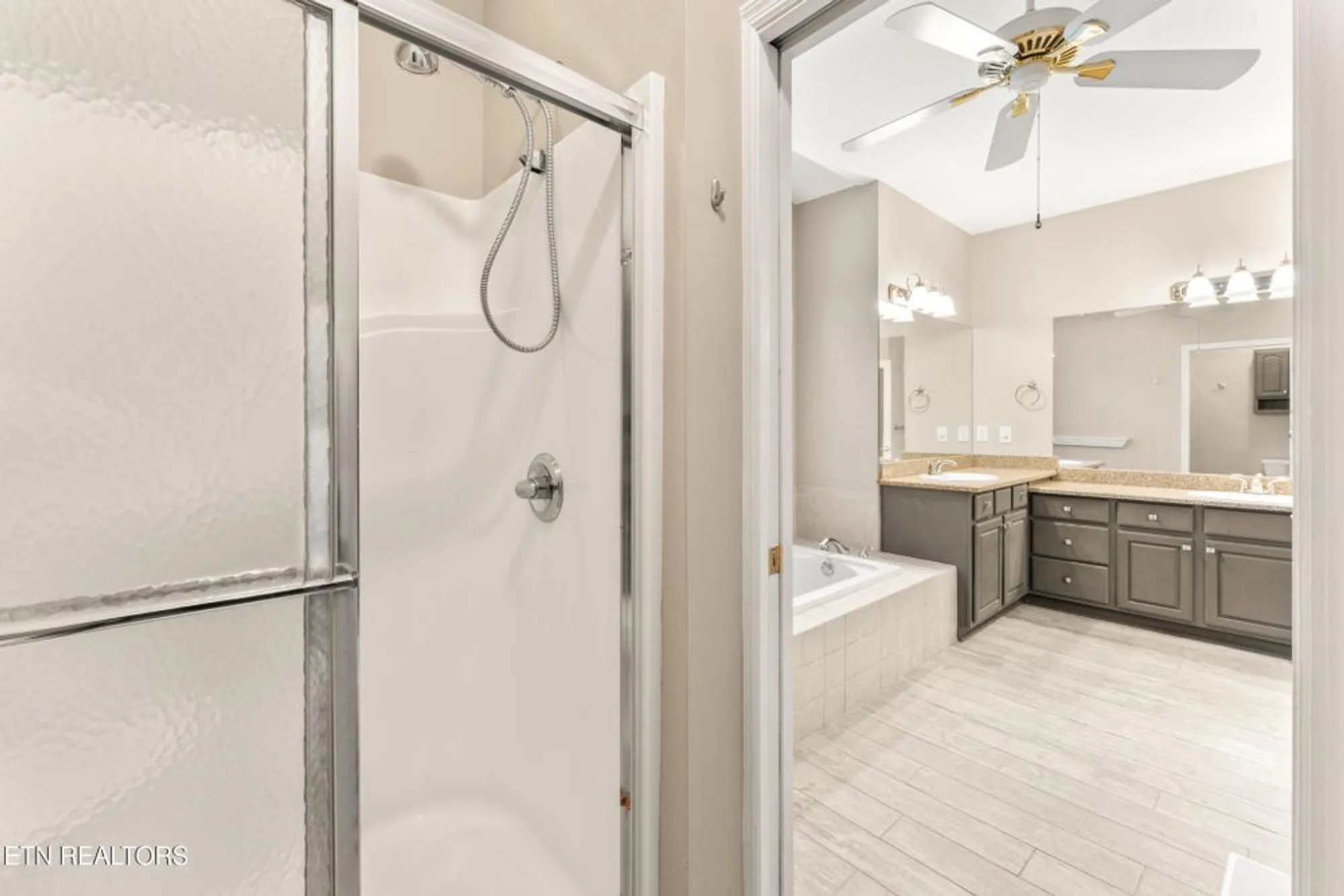 Property Slideshow image 22 of 58 | 123 inata cir, Loudon, TN, 37774