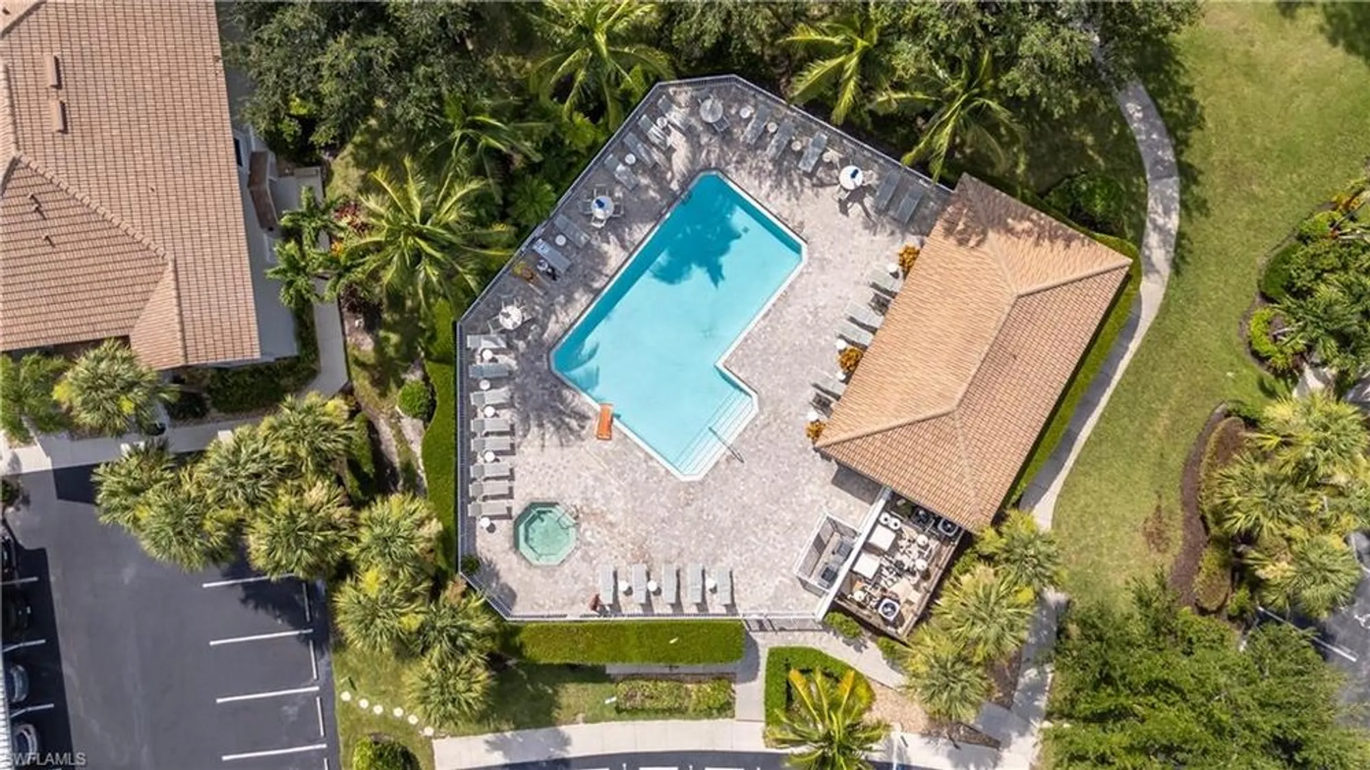 Property Slideshow image 22 of 28 | 9625 hemingway ln apt 3704, Fort Myers, FL, 33913