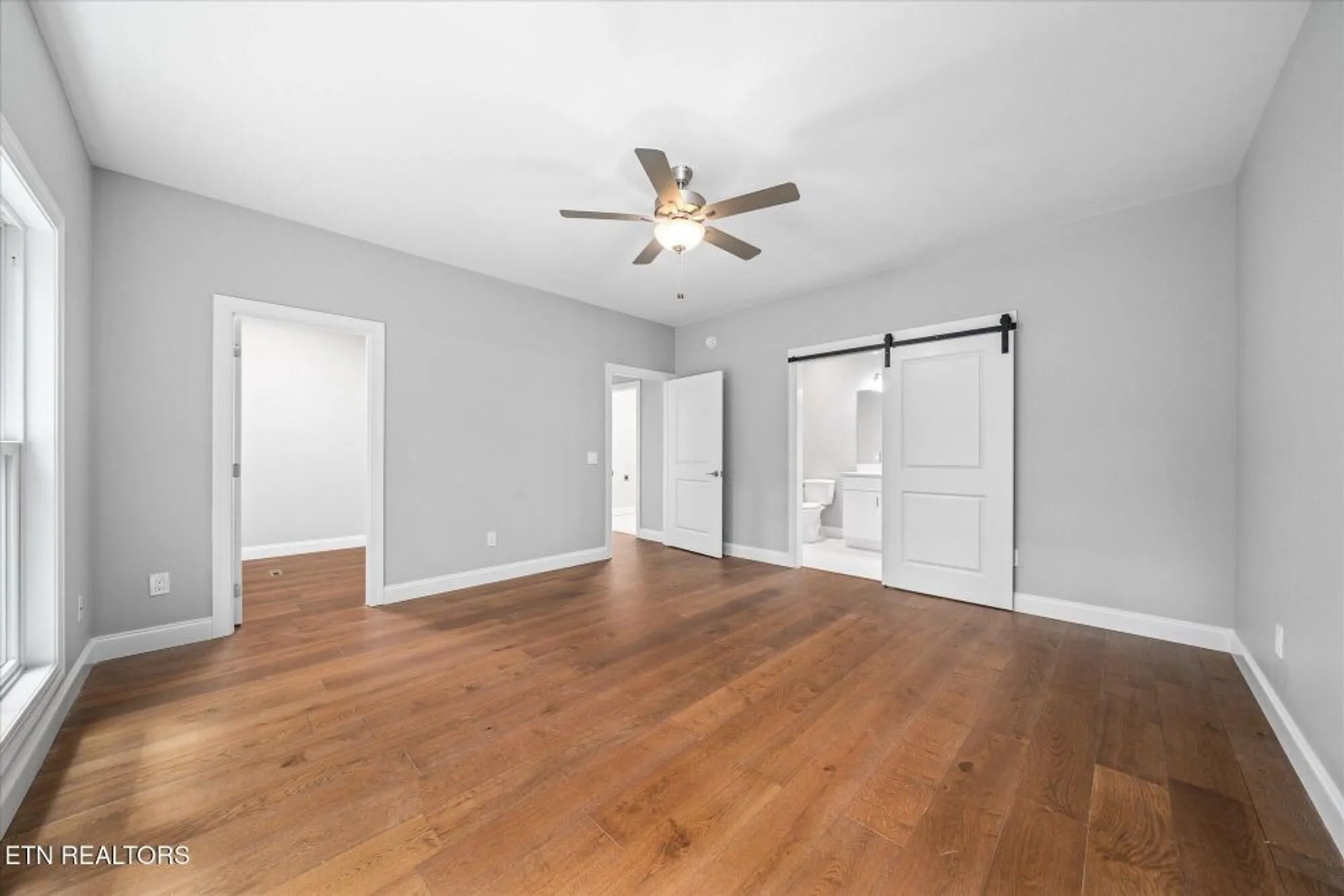 Property Slideshow image 21 of 43 | 145 lakeside dr, Crossville, TN, 38558