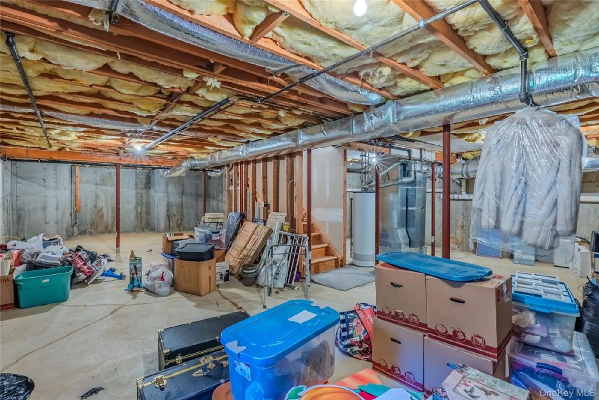 Property Slideshow image 30 of 32 | 48 avery ln, Miller Place, NY, 11764