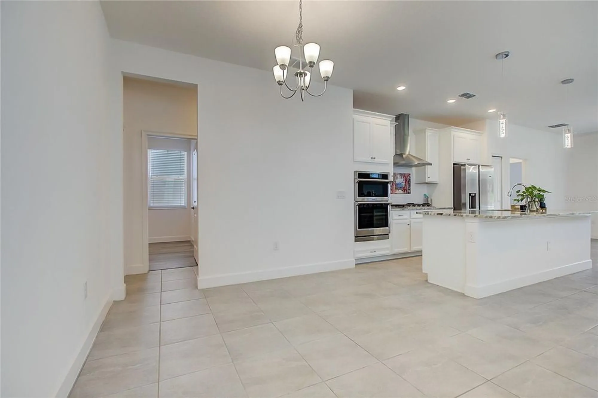 Property Slideshow image 17 of 91 | 411 sandsend ct, Apollo Beach, FL, 33572