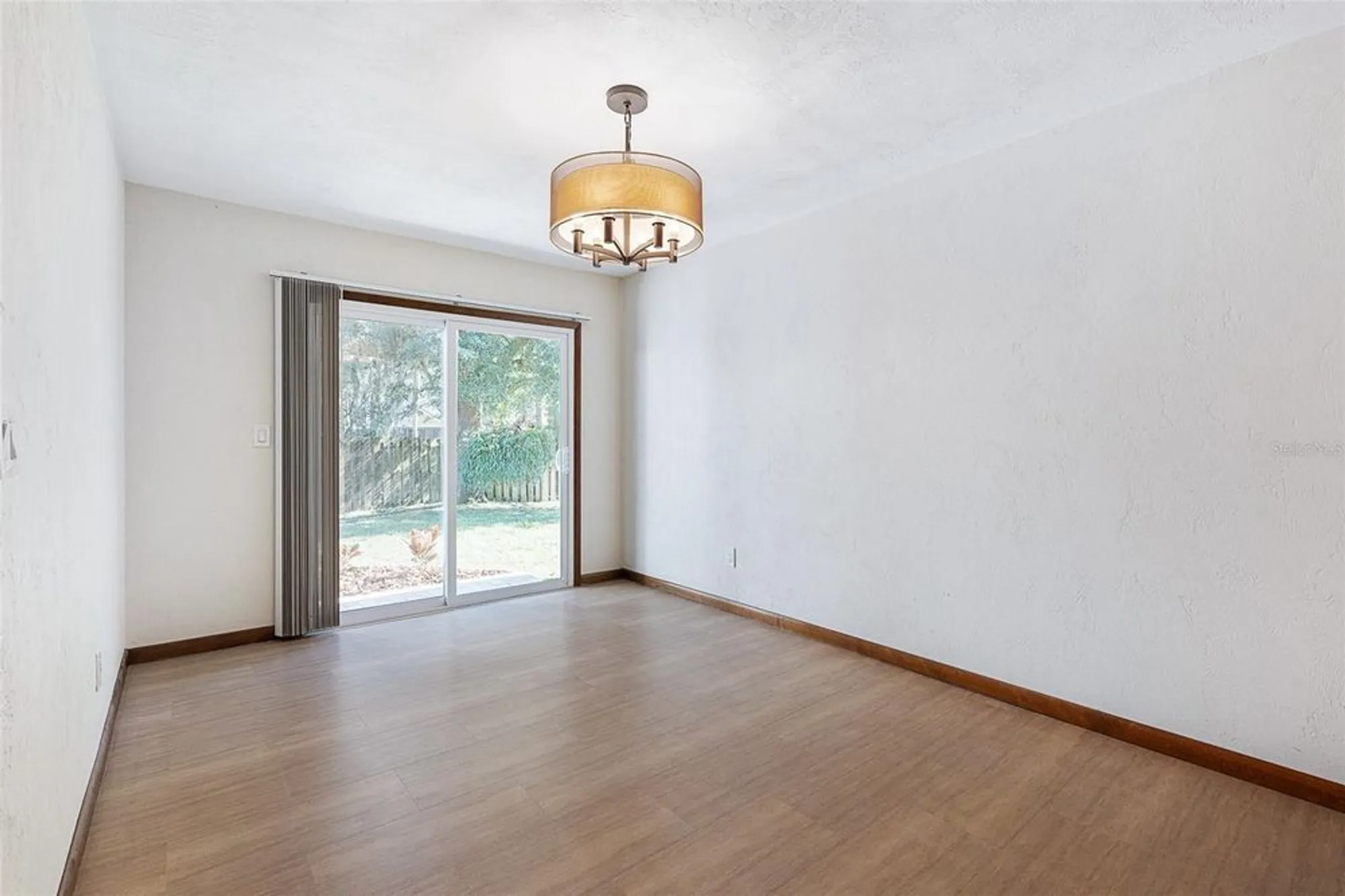 Property Slideshow image 12 of 48 | 521 pelican bay dr, Daytona Beach, FL, 32119