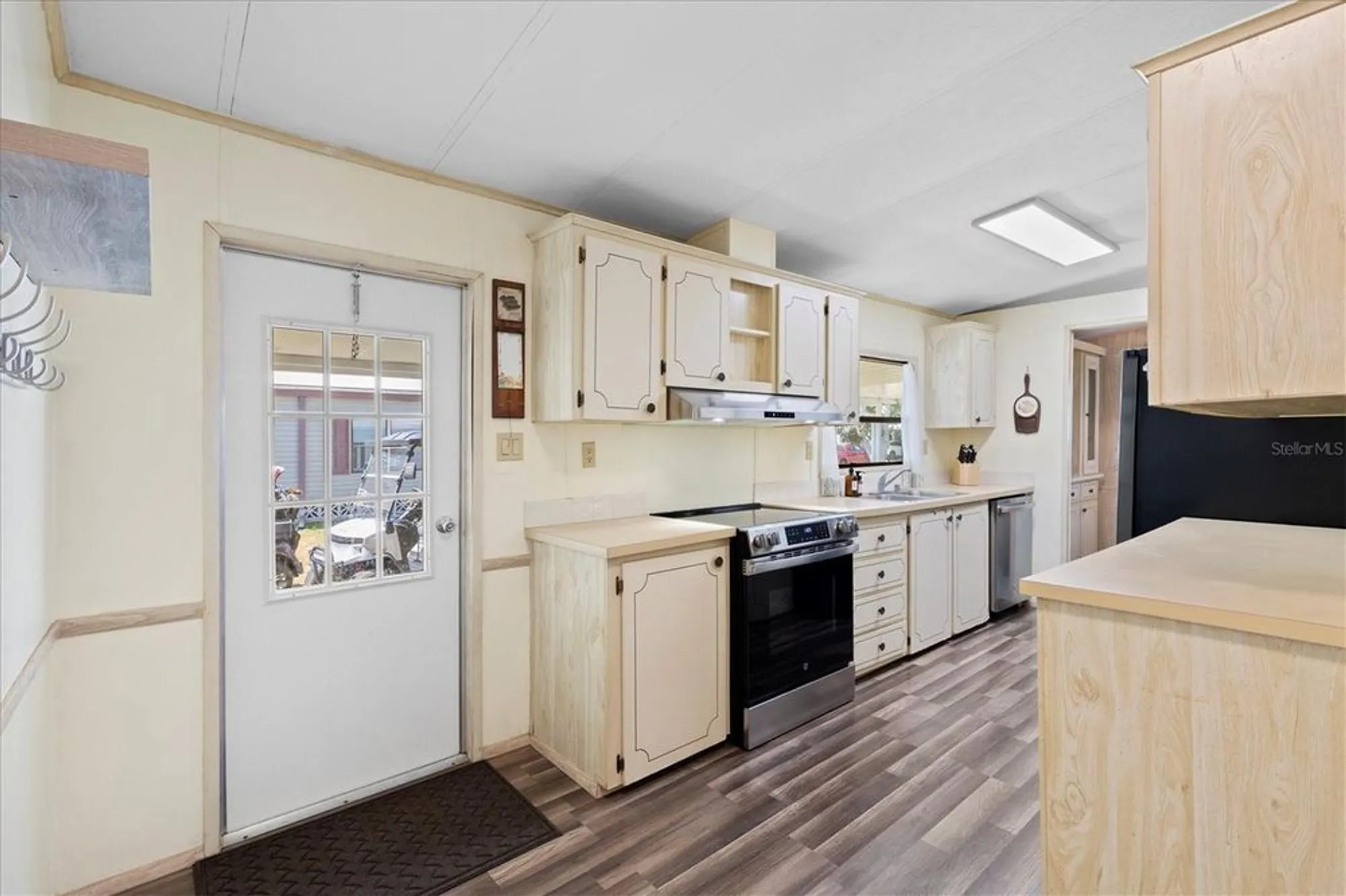 Property Slideshow image 6 of 30 | 104 winterberry ave, Wildwood, FL, 34785