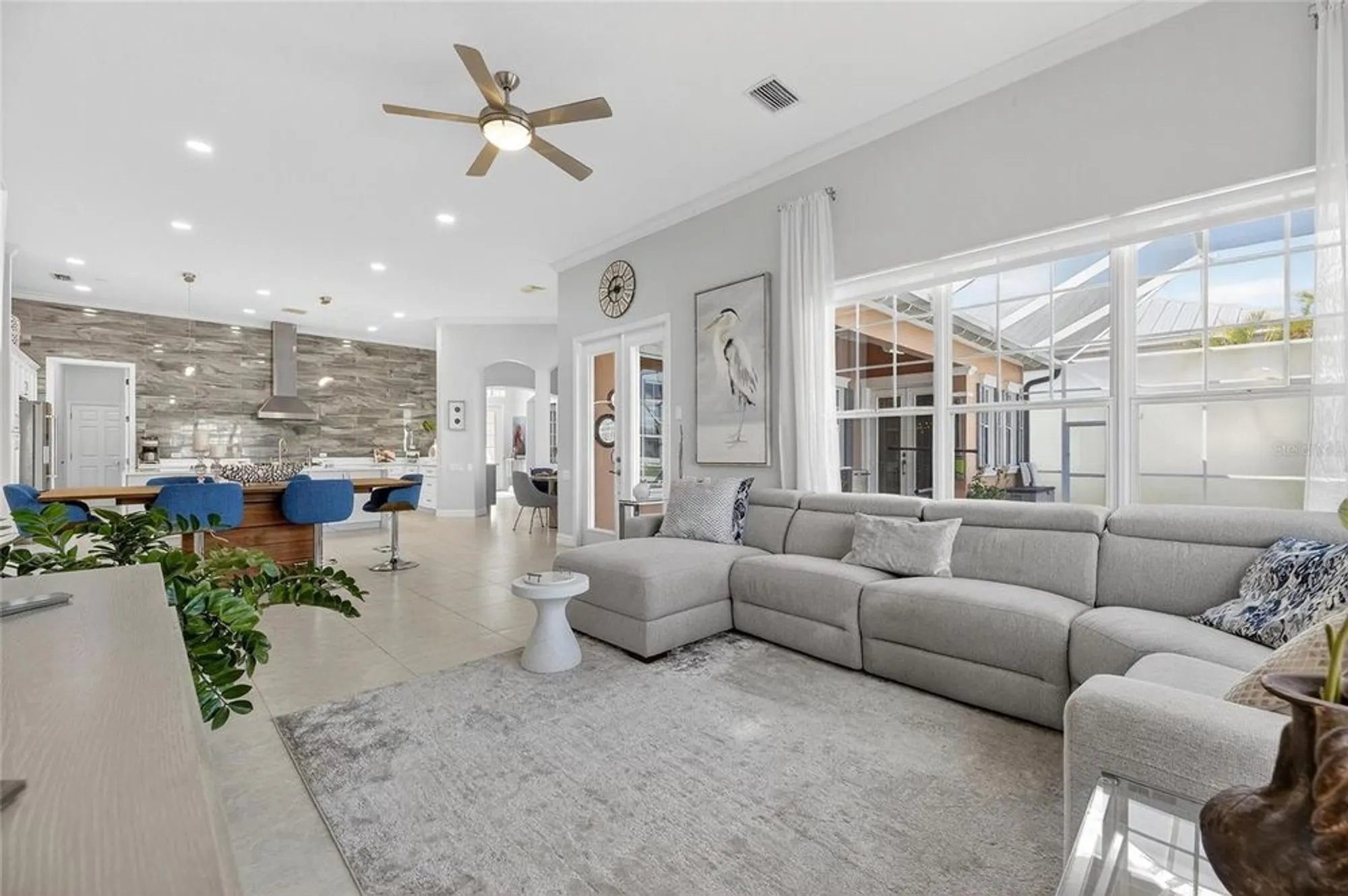 Property Slideshow image 49 of 99 | 719 islebay dr, Apollo Beach, FL, 33572