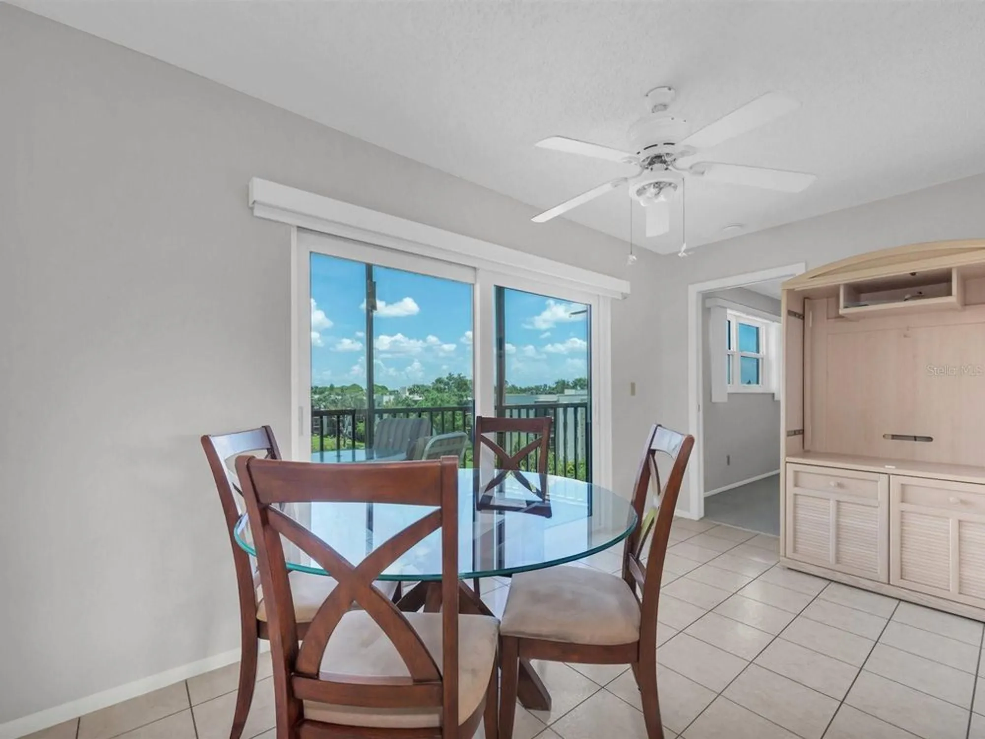 Property Slideshow image 12 of 32 | 8174 terrace garden dr n unit 507, St Petersburg, FL, 33709
