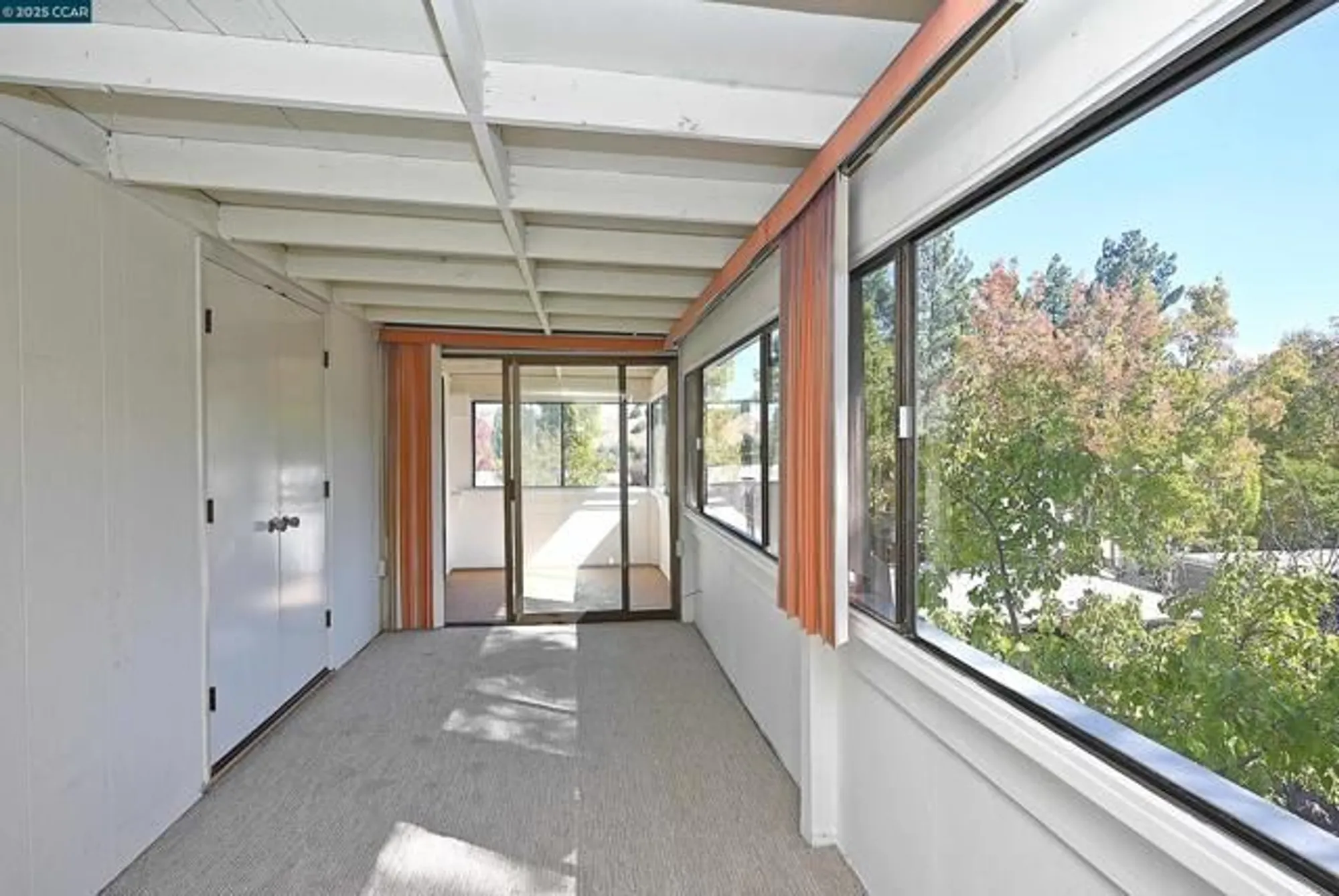 Property Slideshow image 13 of 36 | 1361 singingwood ct 7, Walnut Creek, CA, 94595