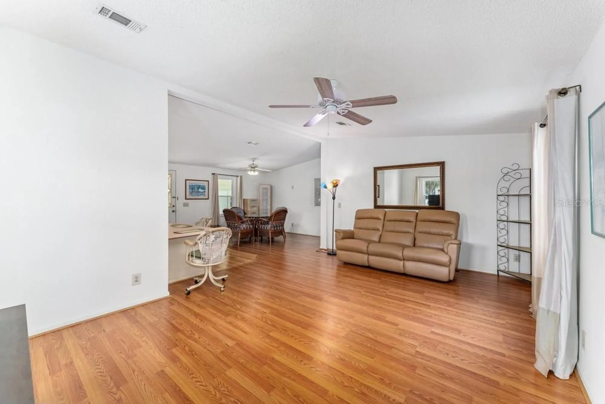 Property Slideshow image 16 of 21 | 1117 paradise dr, Lady Lake, FL, 32159