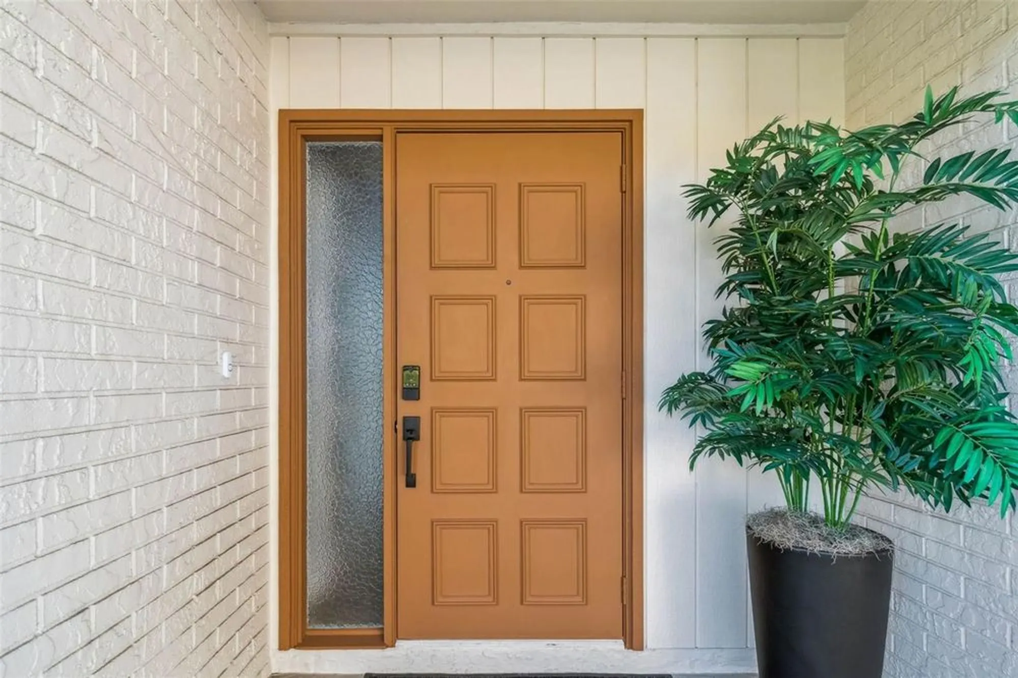 Property Slideshow image 2 of 70 | 3116 brunswick cir, Palm Harbor, FL, 34684