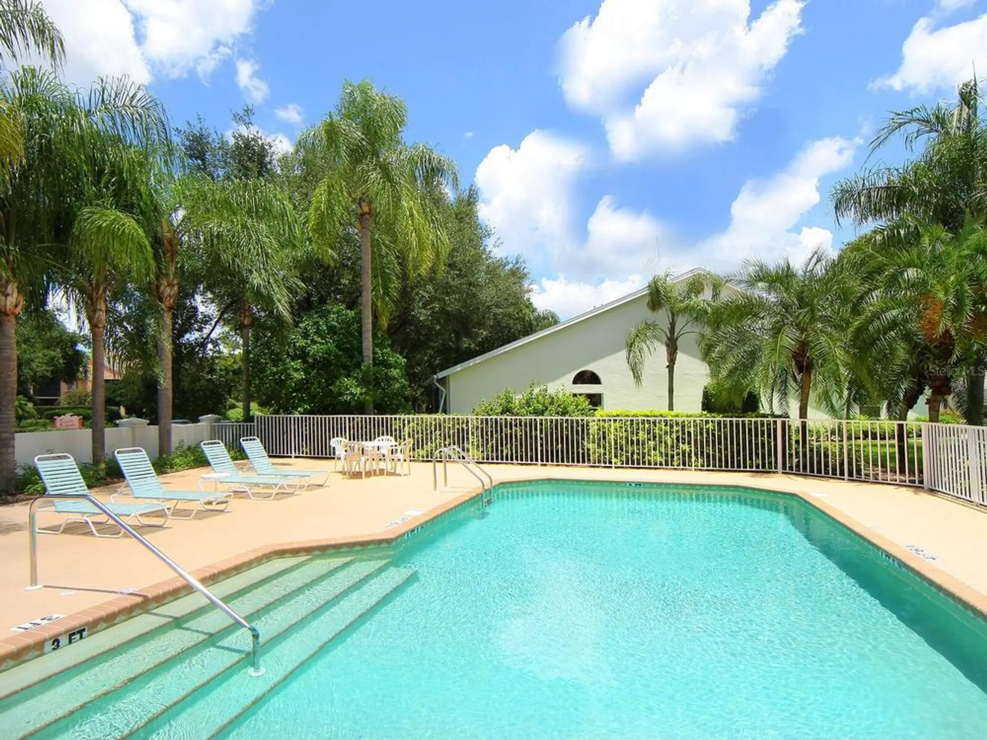 Property Slideshow image 53 of 73 | 6103 clubside dr # 6103, Sarasota, FL, 34243