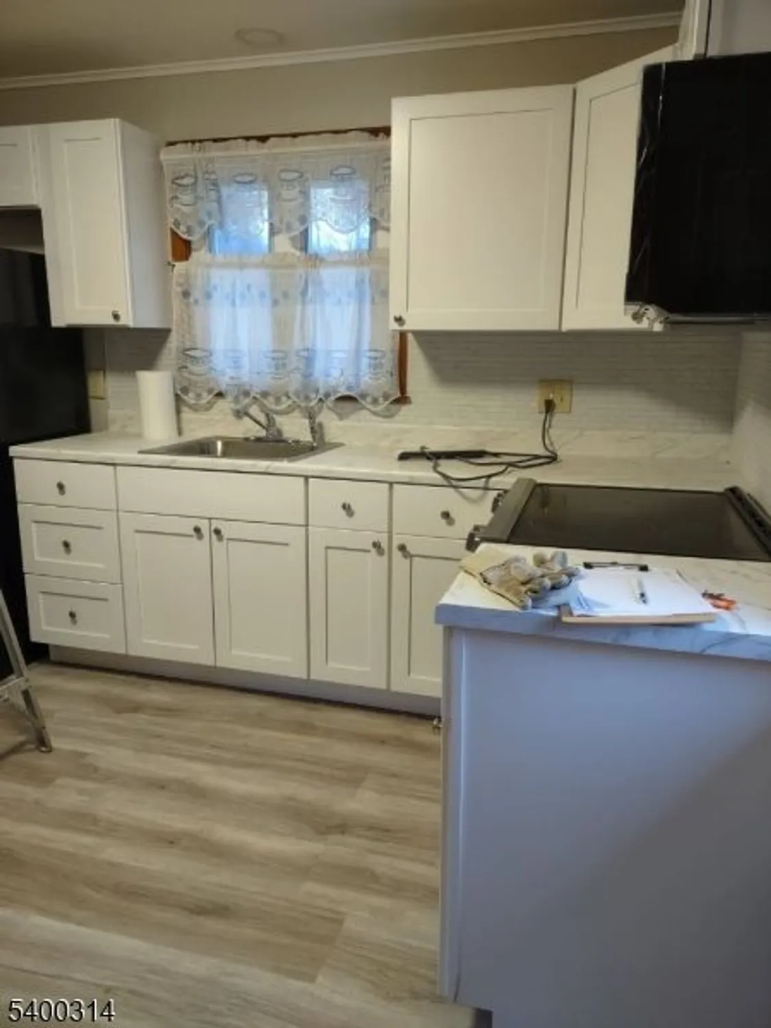 Property Slideshow image 8 of 14 | 6 gordon way, Roxbury Twp, NJ, 07836