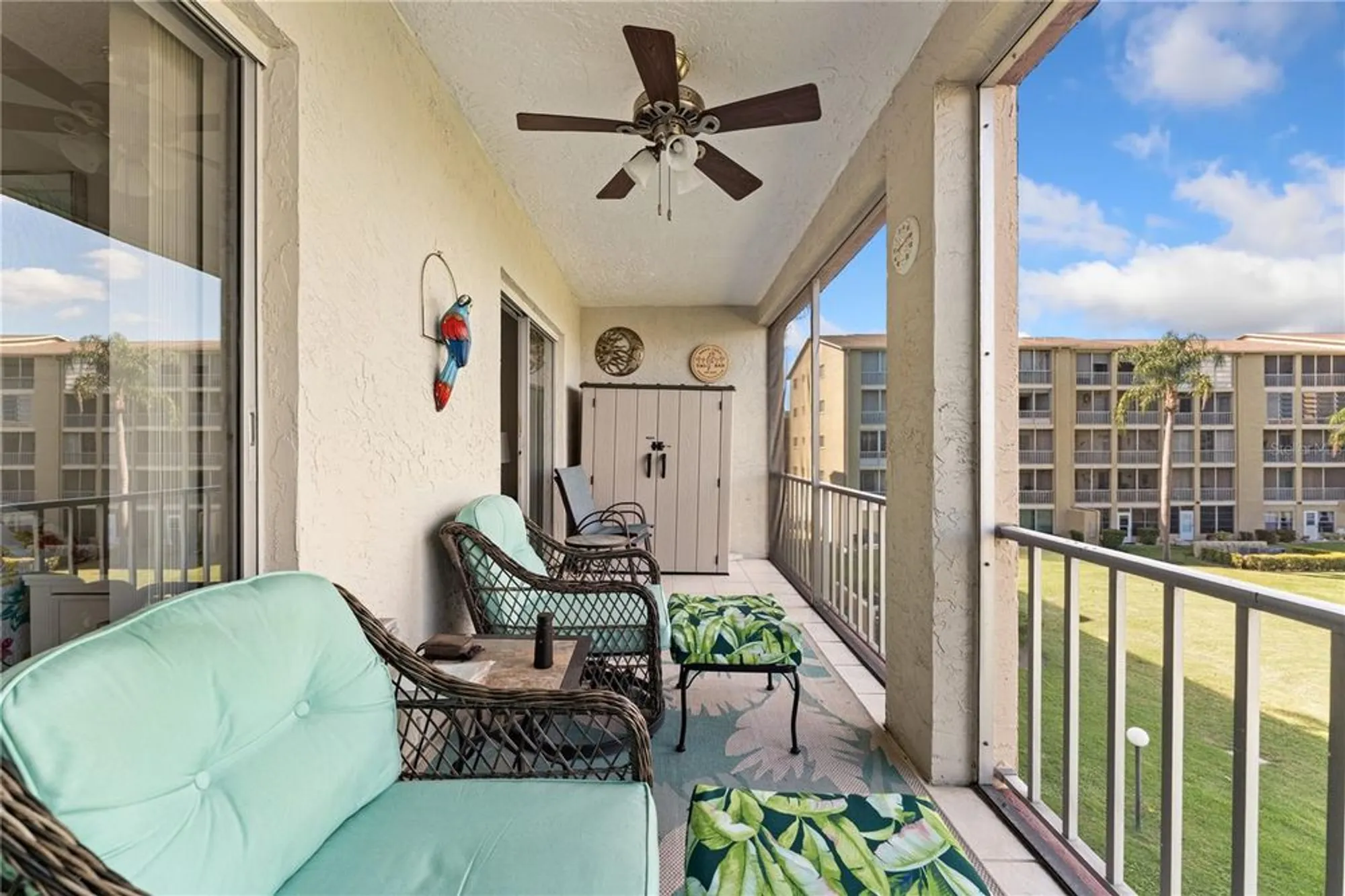 Property Slideshow image 20 of 28 | 3915 lake bayshore dr, Bradenton, FL, 34205