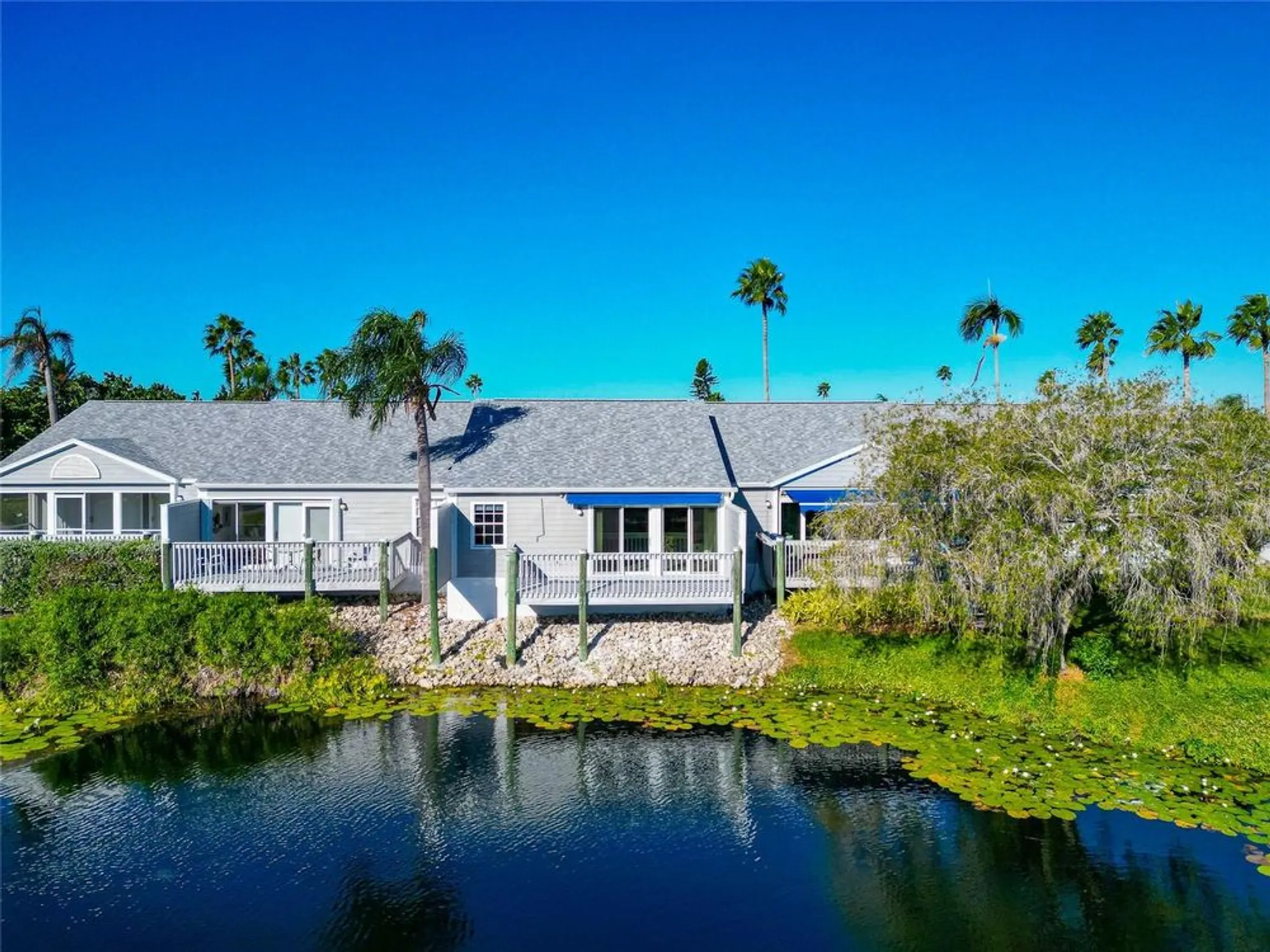 Property Slideshow image 41 of 63 | 515 woodstork cir, Bradenton, FL, 34209