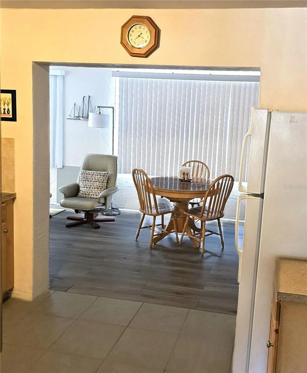 Property Slideshow image 7 of 26 | 2462 brazilia dr 42, Clearwater, FL, 33763