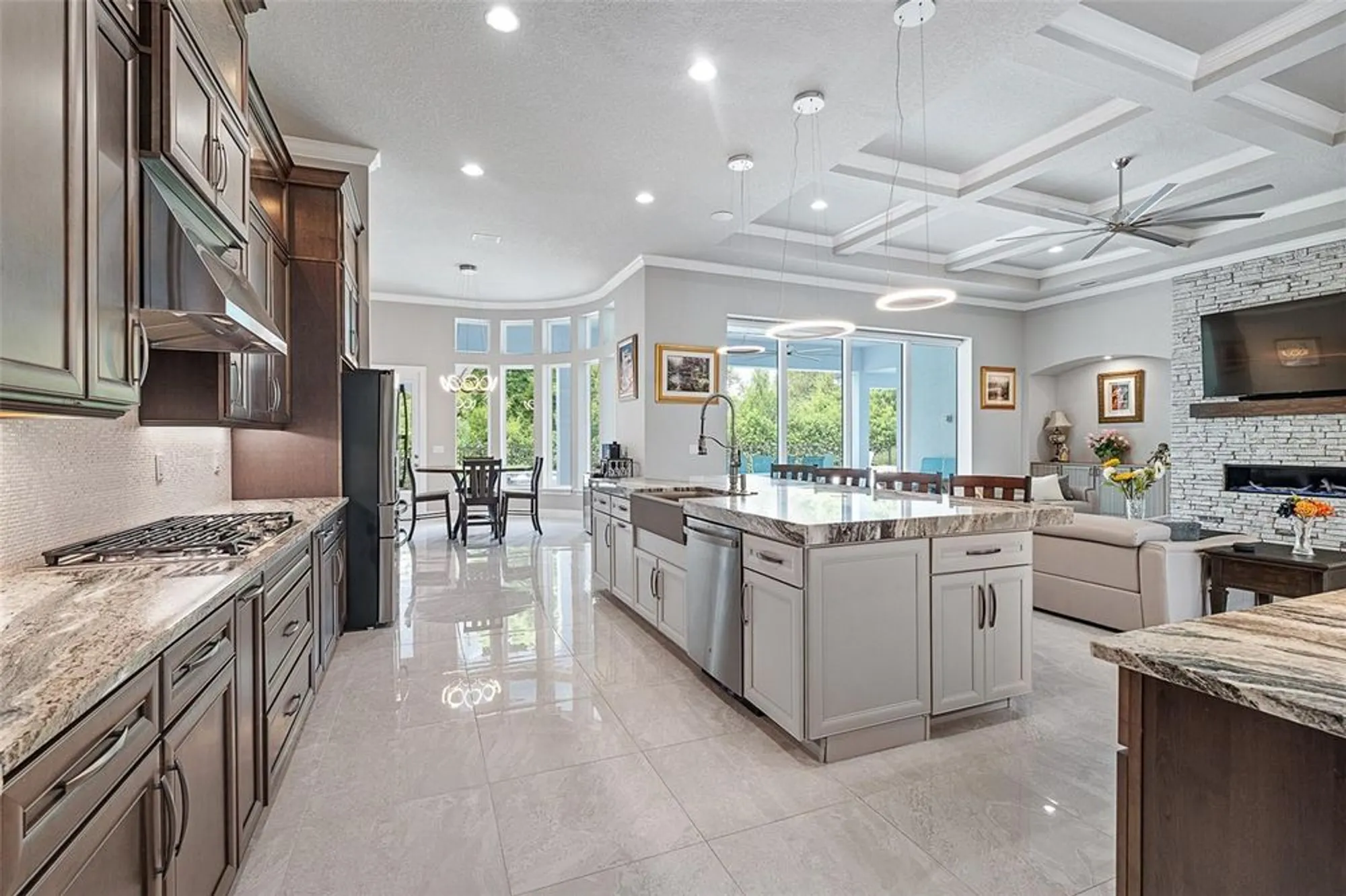 Property Slideshow image 24 of 100 | 998 downshire ln, Ormond Beach, FL, 32174