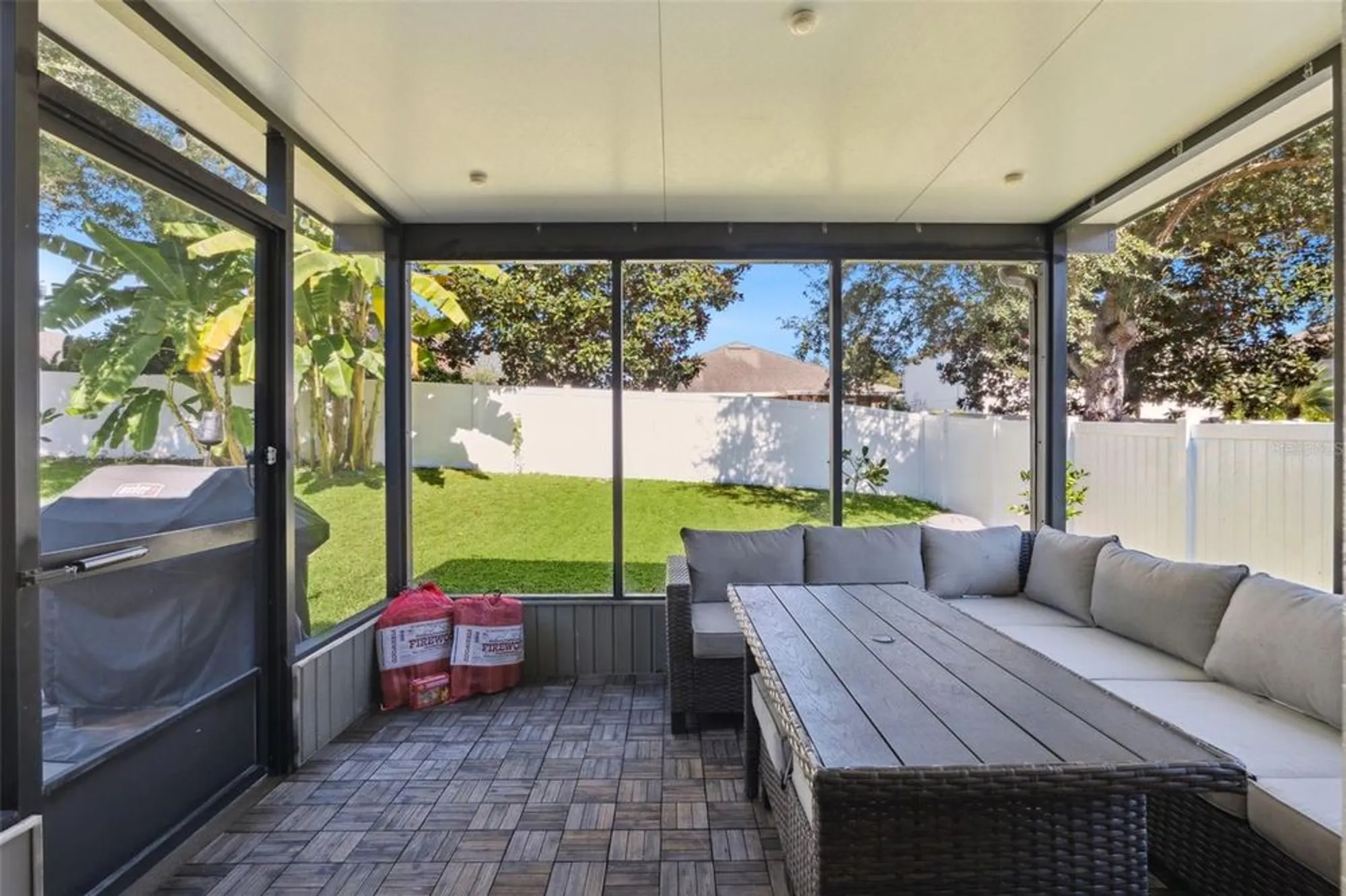 Property Slideshow image 23 of 54 | 30242 tokara ter, Mount Dora, FL, 32757