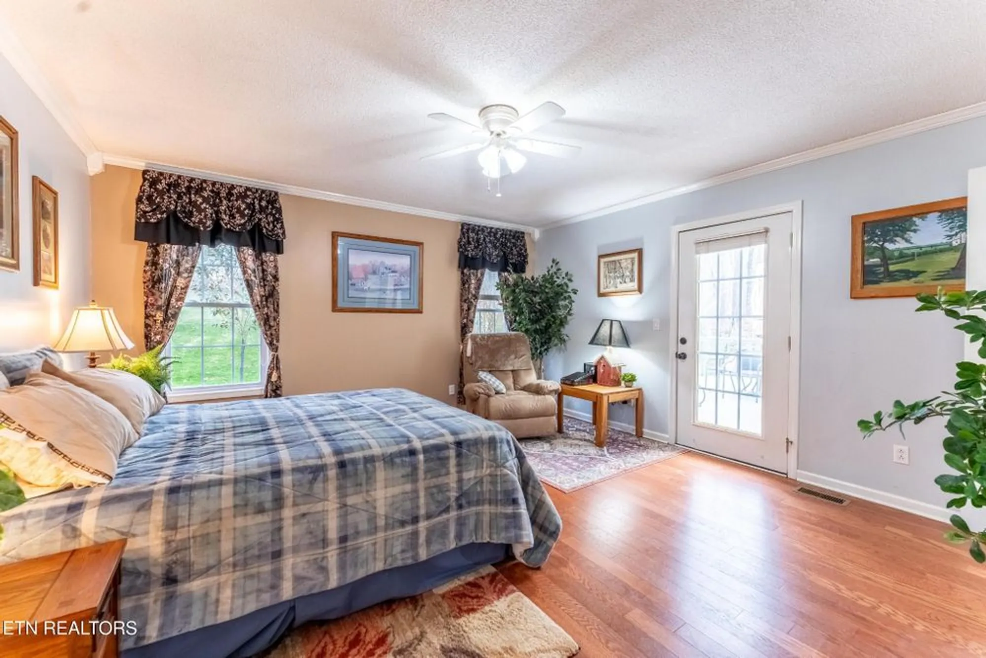 Property Slideshow image 19 of 48 | 31 oakcrest ct, Crossville, TN, 38558