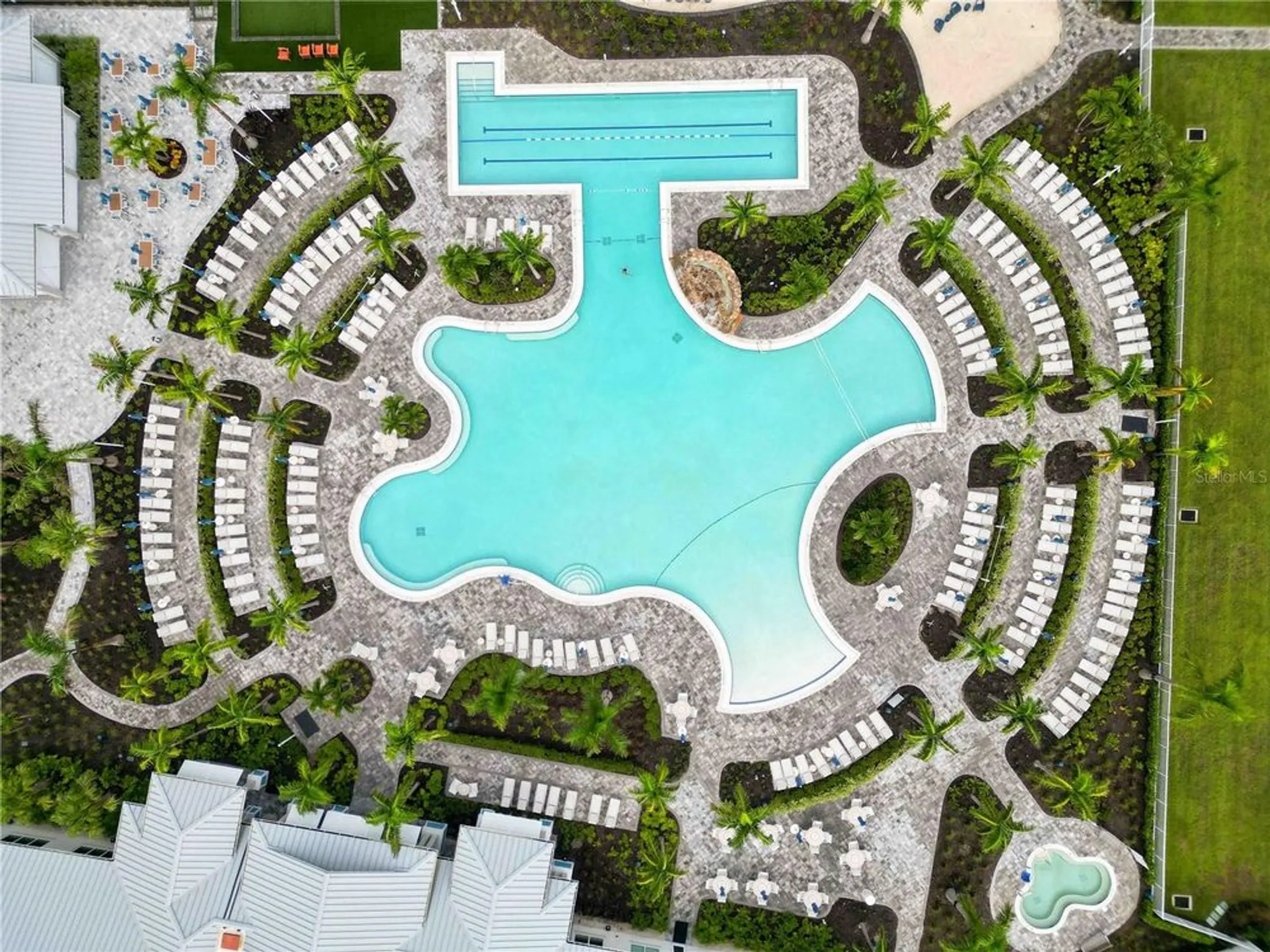 Property Slideshow image 63 of 73 | 25508 royal tern ln, Englewood, FL, 34223