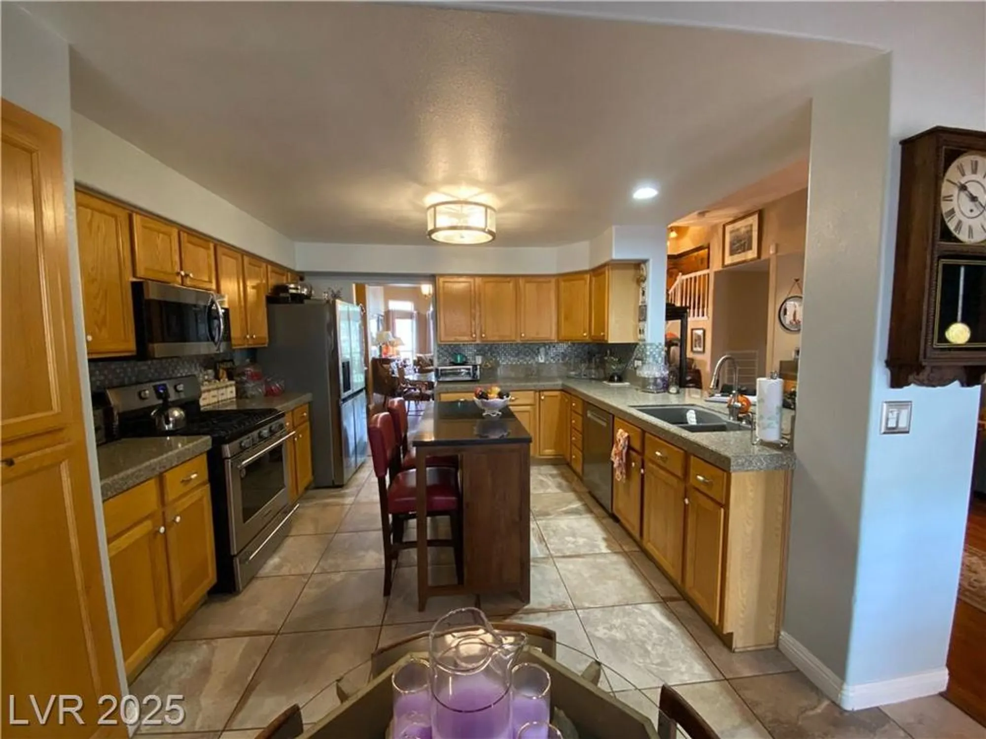 Property Slideshow image 11 of 27 | 4809 braeburn dr, Las Vegas, NV, 89130
