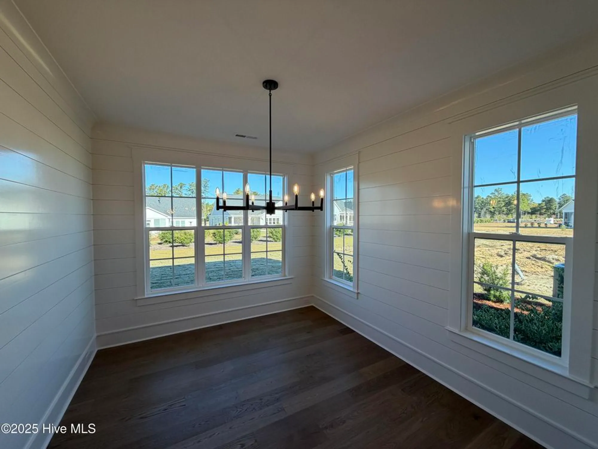 Property Slideshow image 25 of 70 | 7354 foxbriar dr, Leland, NC, 28451