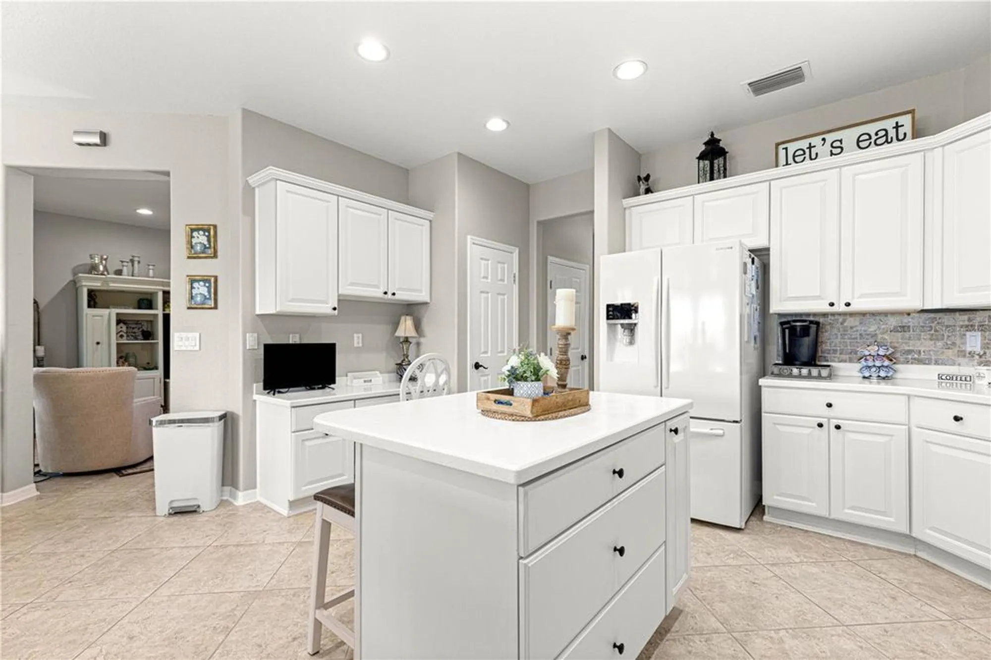 Property Slideshow image 14 of 56 | 9543 se 137th street rd, Summerfield, FL, 34491