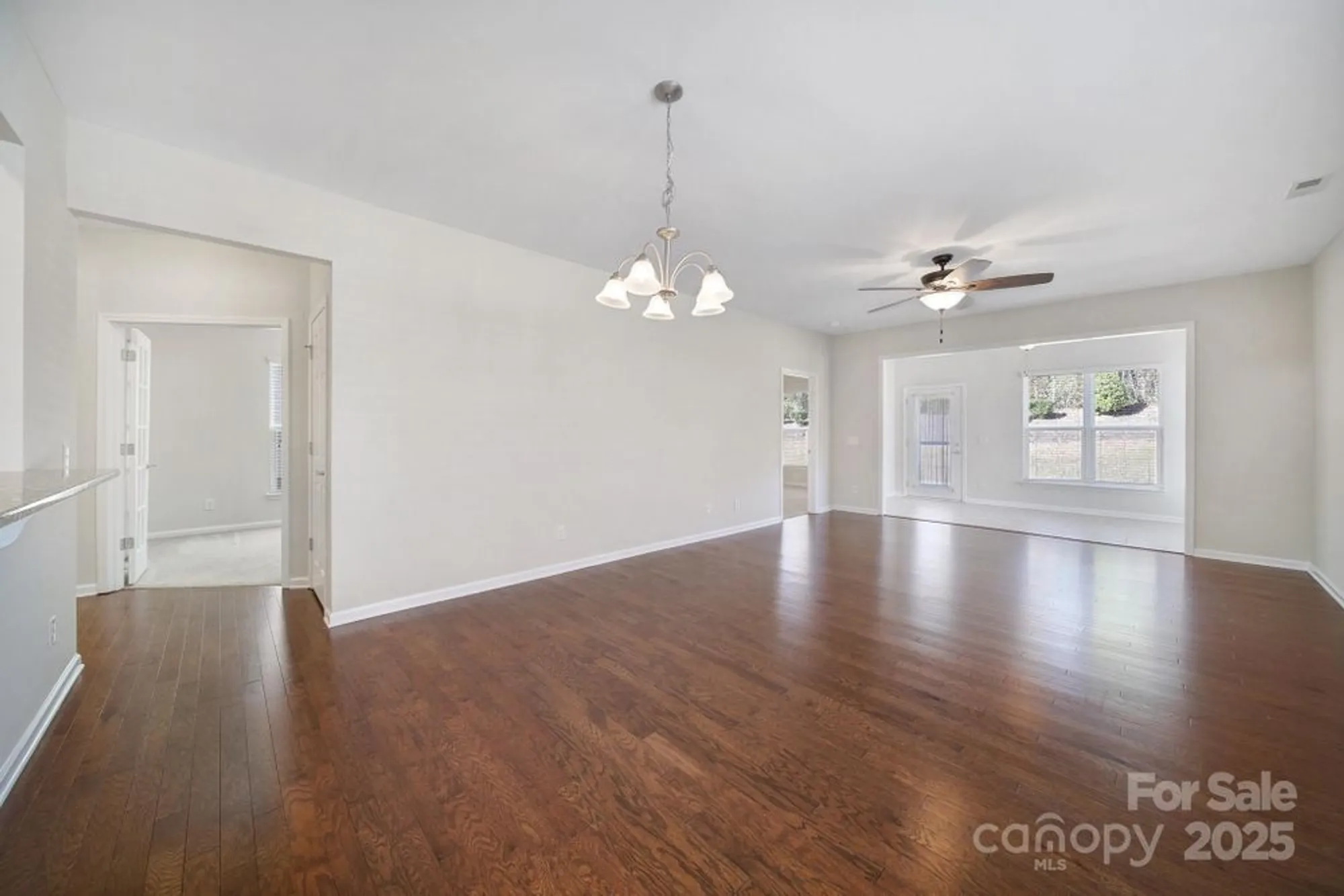 Property Slideshow image 9 of 41 | 20257 dovekie ln, Fort Mill, SC, 29707