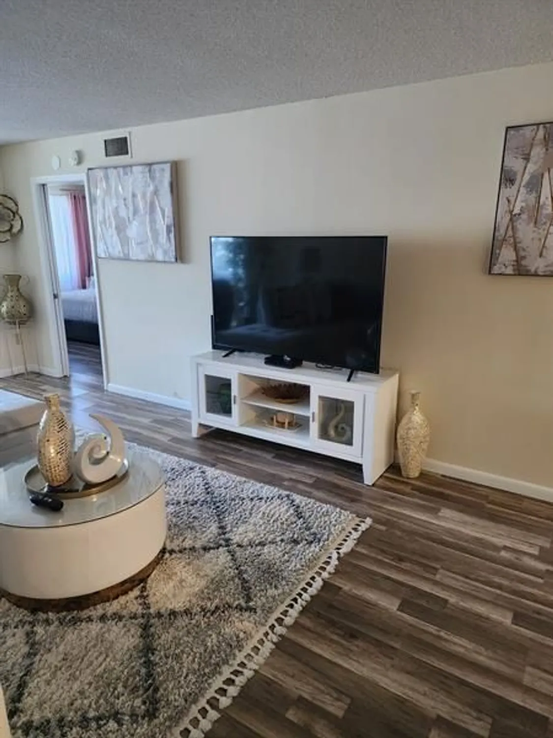 Property Slideshow image 5 of 20 | 9655 n belfort cir # 211, Tamarac, FL, 33321