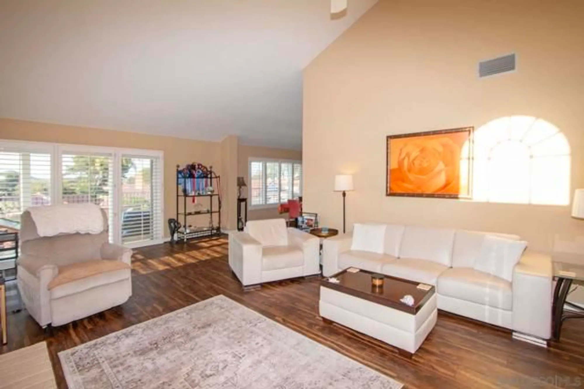 Property Slideshow image 16 of 39 | 17638 caminito hercuba, San Diego, CA, 92128