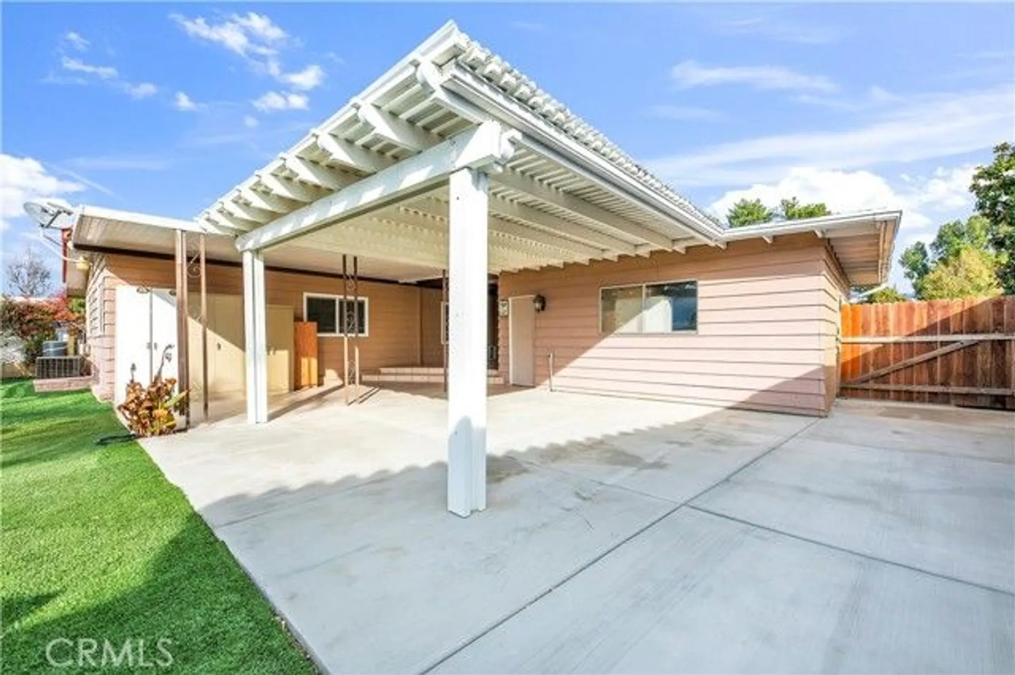 Property Slideshow image 23 of 29 | 1307 brentwood way, Hemet, CA, 92545