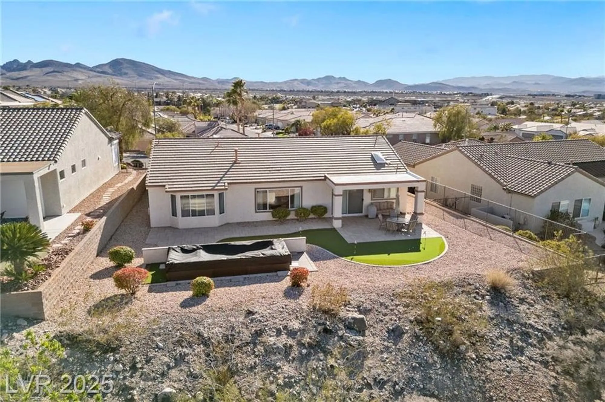 Property Slideshow image 20 of 35 | 2920 foxtail creek ave, Henderson, NV, 89052