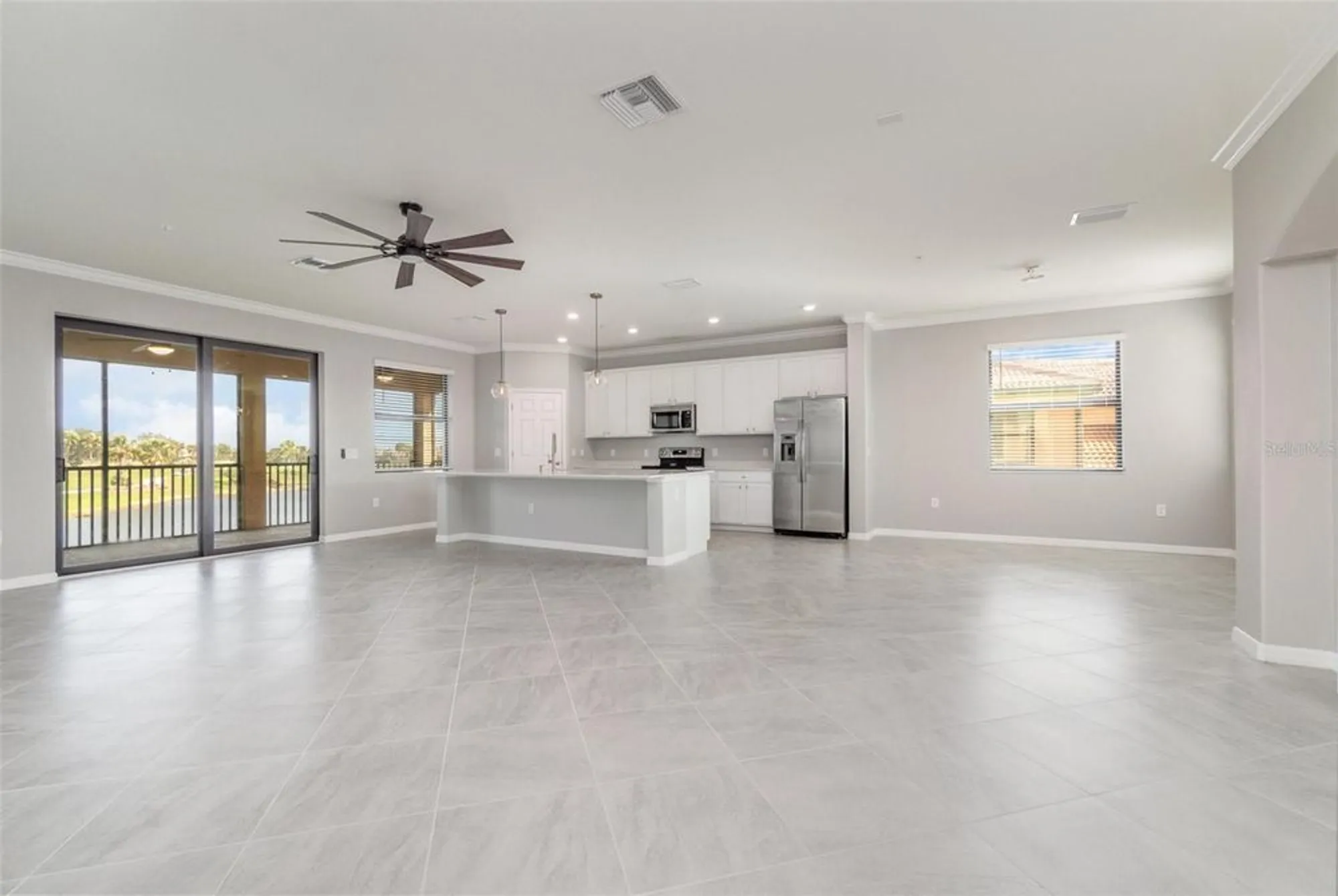 Property Slideshow image 6 of 33 | 10800 tarflower dr 202, Venice, FL, 34293