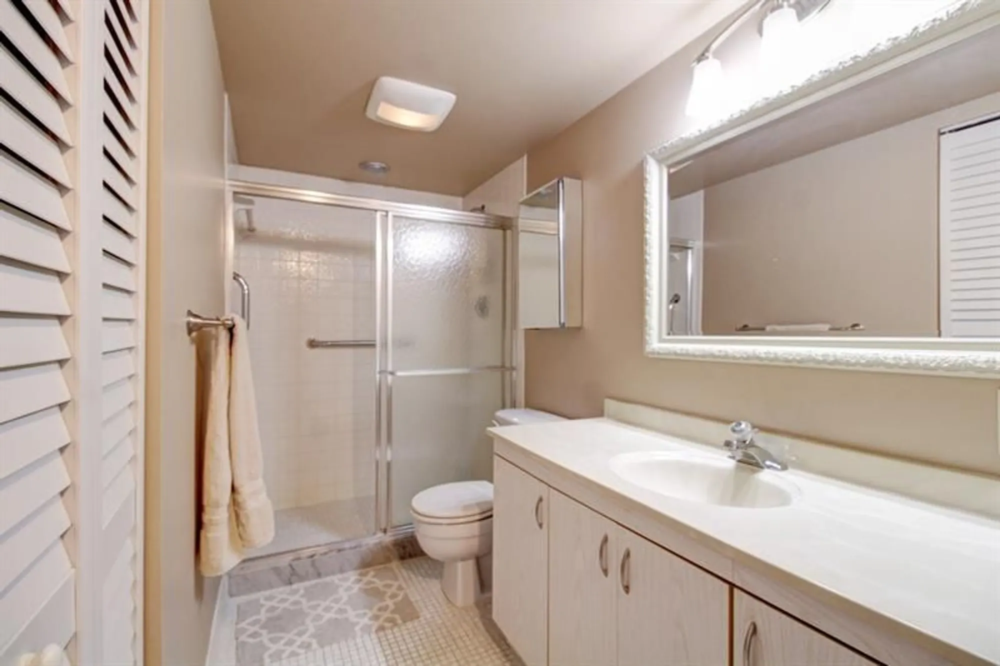 Property Slideshow image 13 of 15 | 3202 portofino pt e4, Coconut Creek, FL, 33066