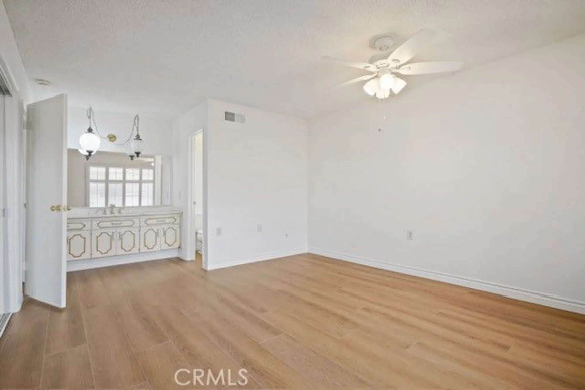 Property Slideshow image 7 of 22 | 19324 flowers ct, Newhall, CA, 91321