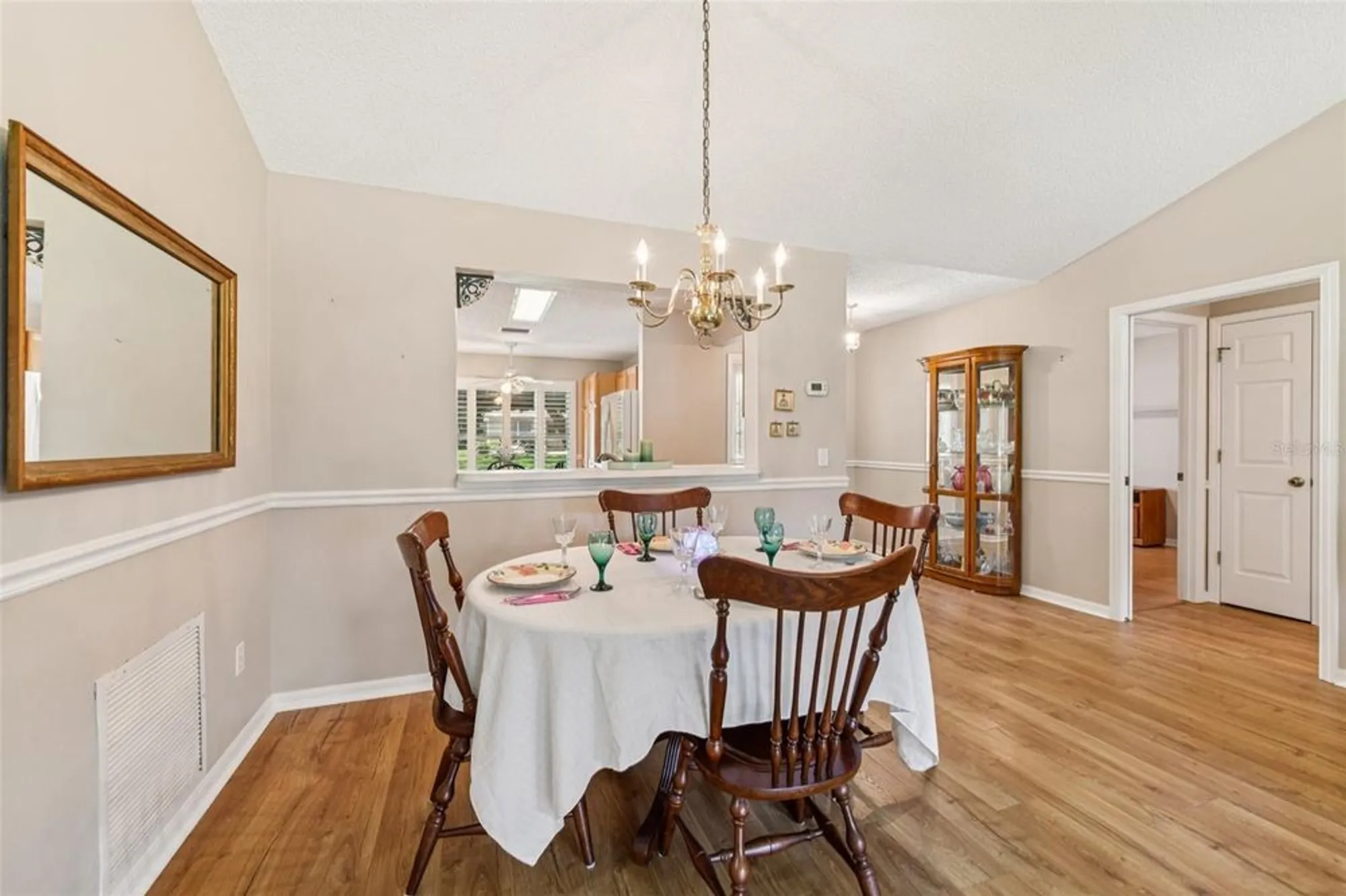 Property Slideshow image 13 of 53 | 516 loma paseo dr, The Villages, FL, 32159