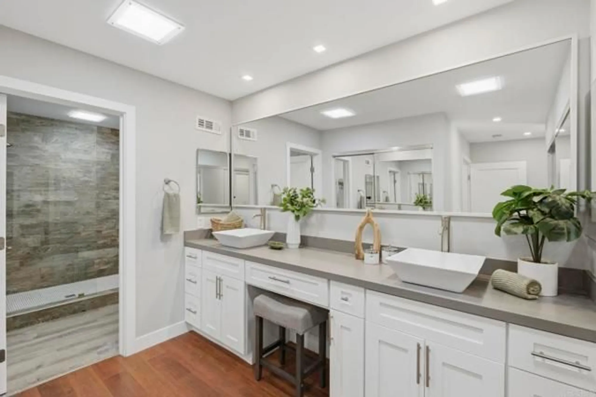 Property Slideshow image 30 of 44 | 1541 via entrada del lago, San Marcos, CA, 92078