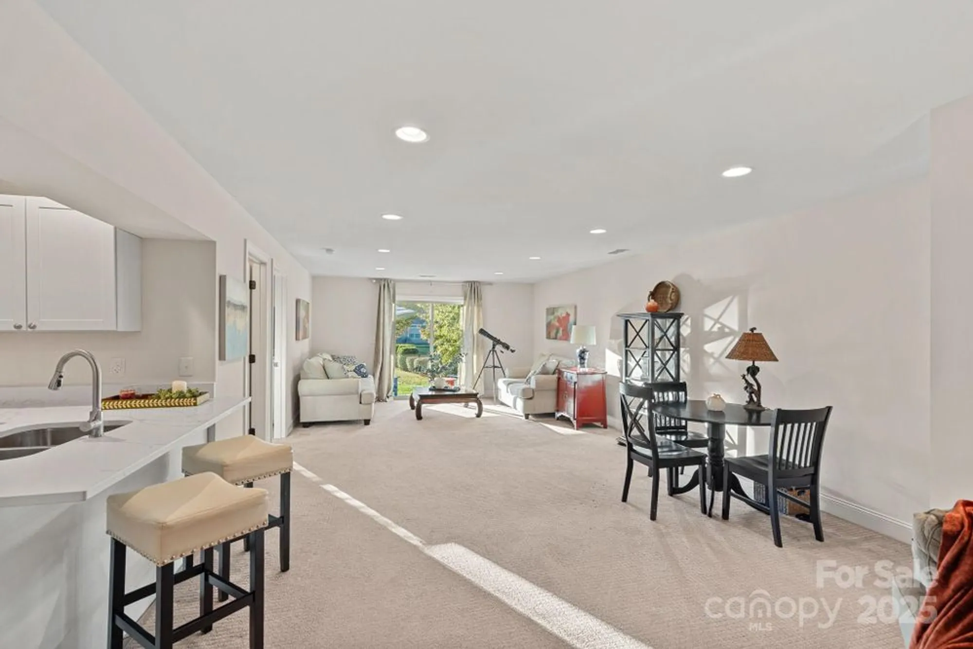 Property Slideshow image 20 of 35 | 8032 parknoll dr, Huntersville, NC, 28078
