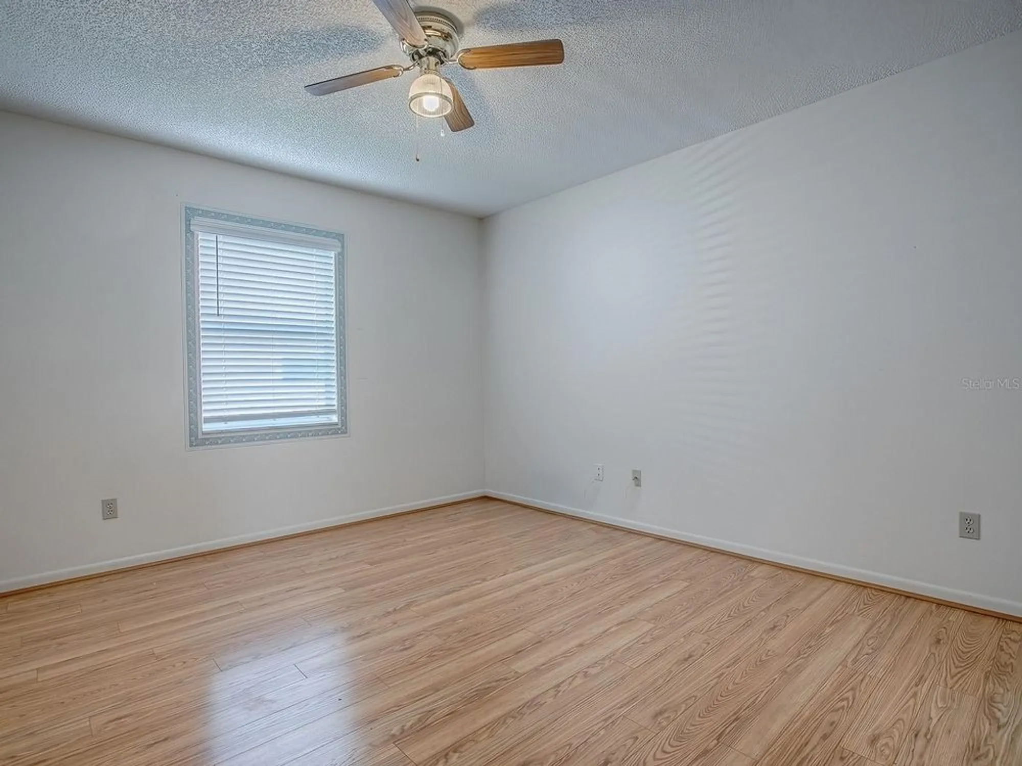 Property Slideshow image 34 of 43 | 642 glen oaks dr, Leesburg, FL, 34748